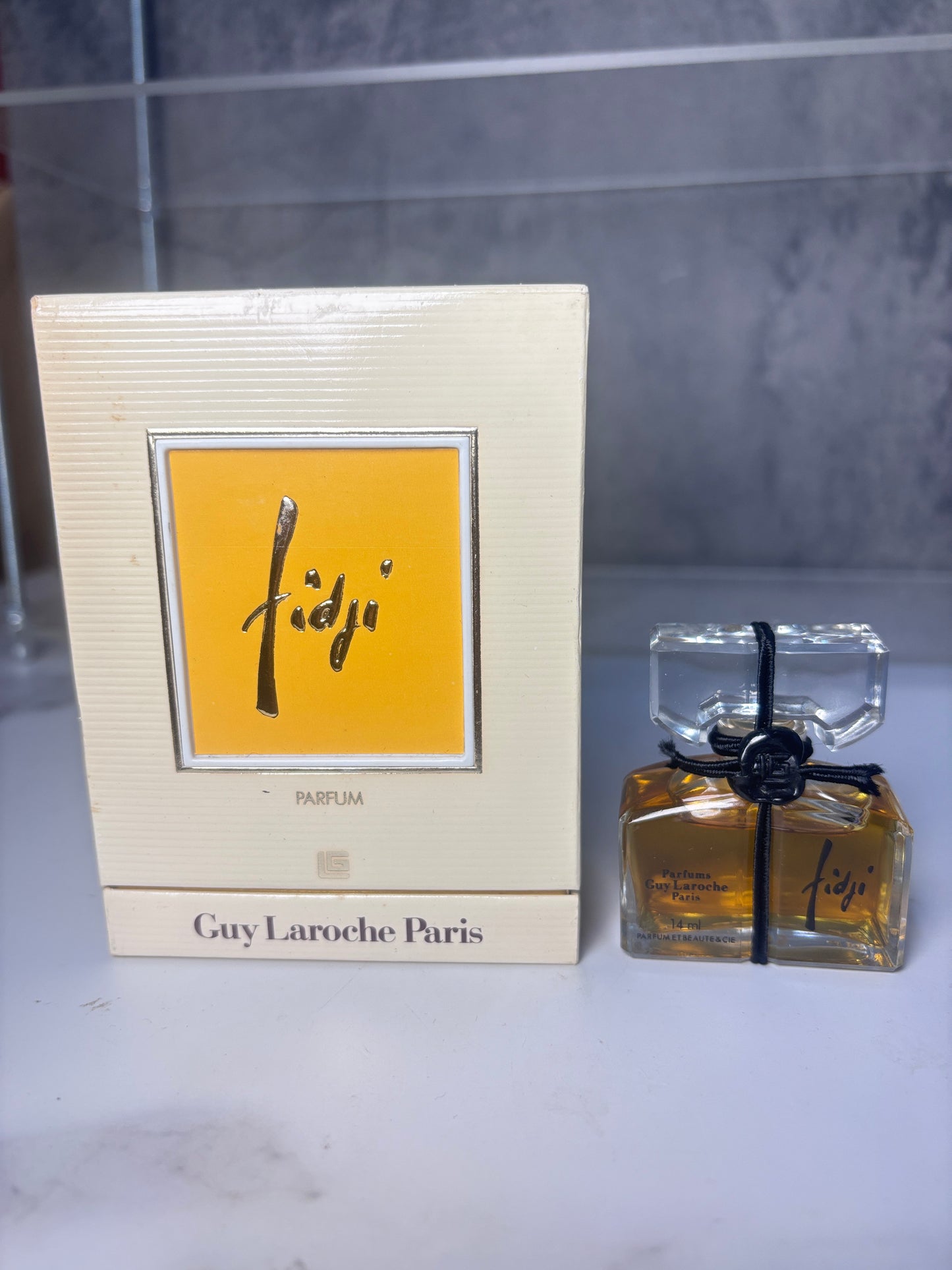 Guy Laroche - Fidji Parfum 14 ml - IN_STOCK 040126