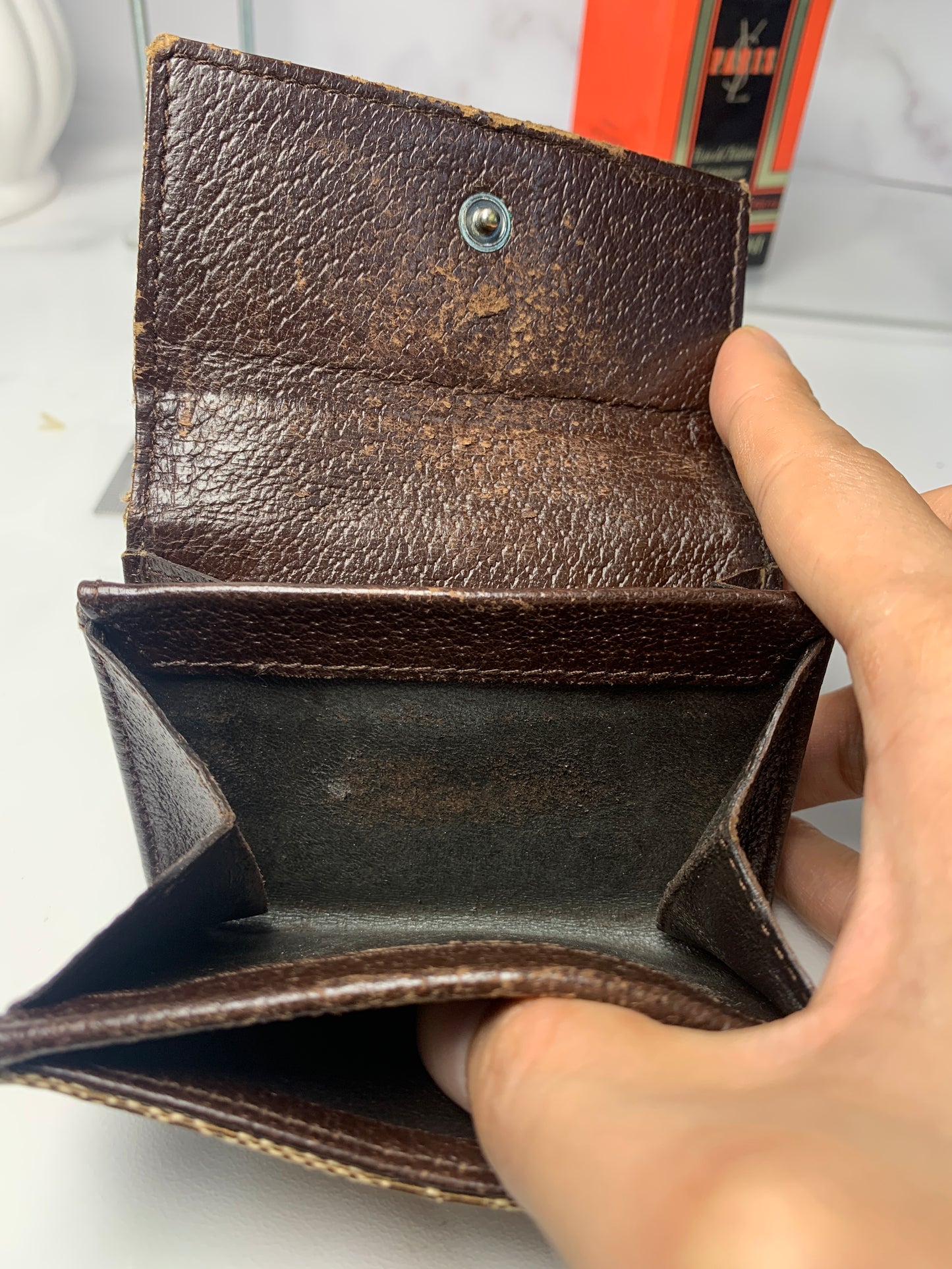 Rare Women Gucci key holder wallet leather - 040424