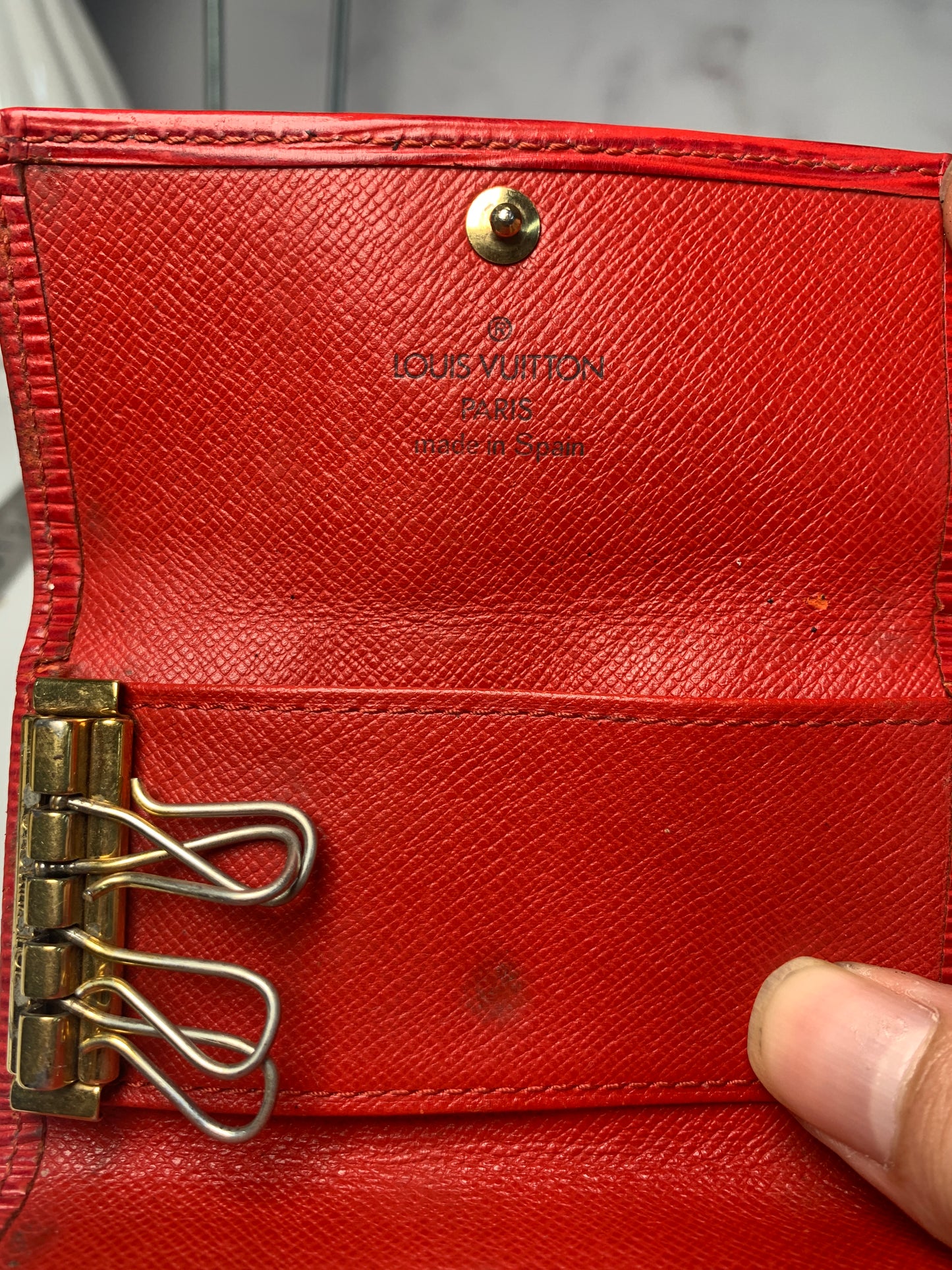 Rare Women Louis Vuitton EPI key holder wallet - 040424