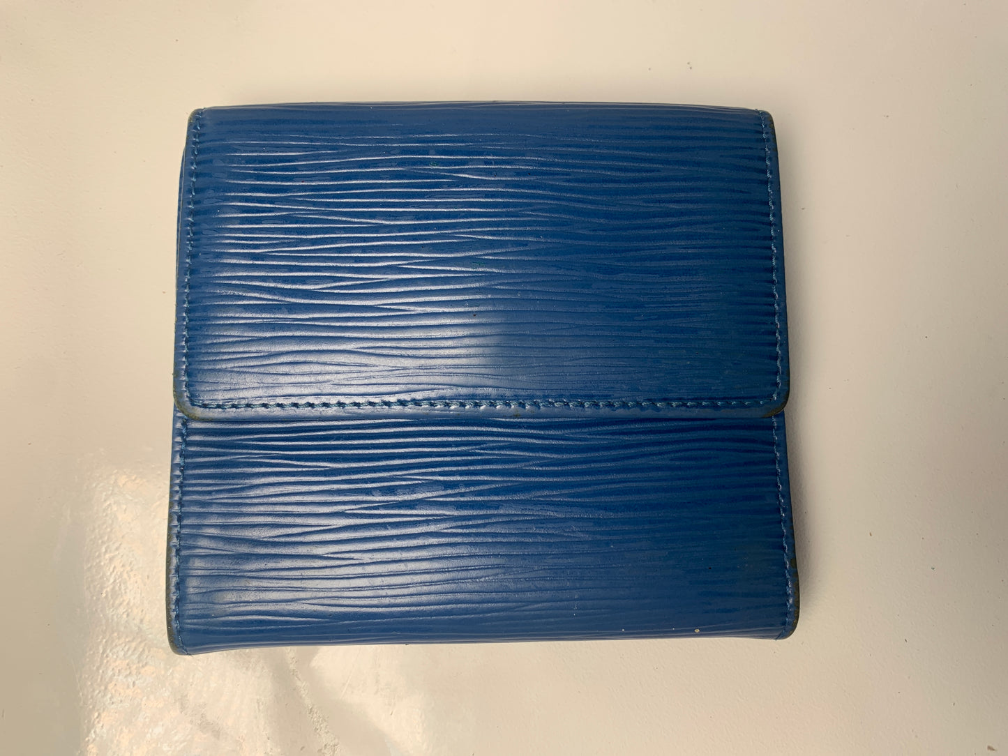 Rare Women Louis Vuitton EPI coins bag holder wallet LV - 040424