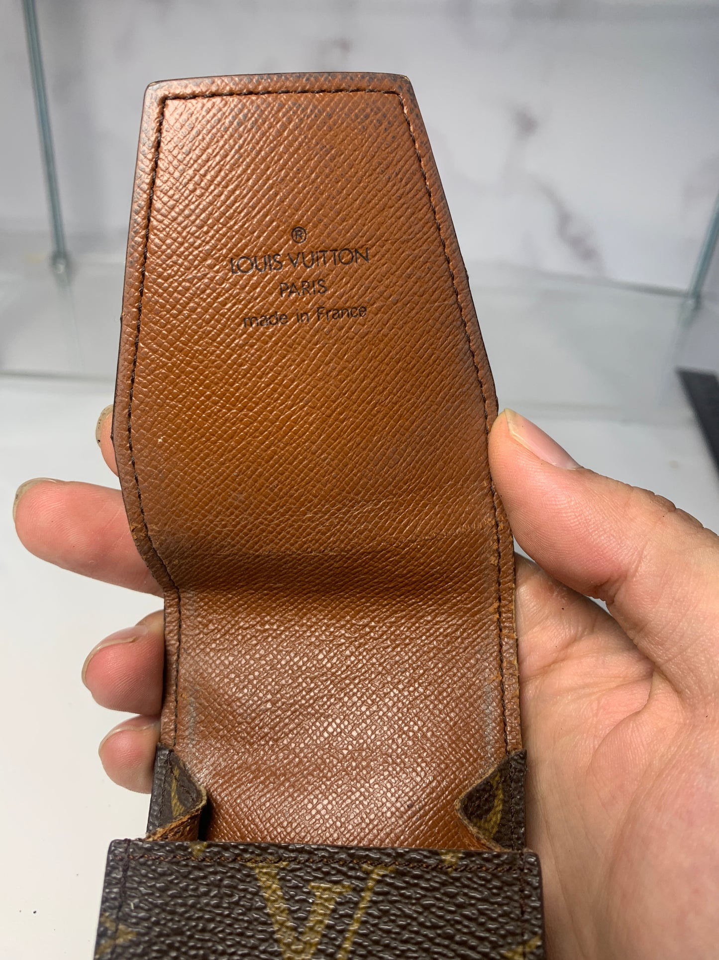 Rare Women Louis Vuitton mobile holder wallet - 040424