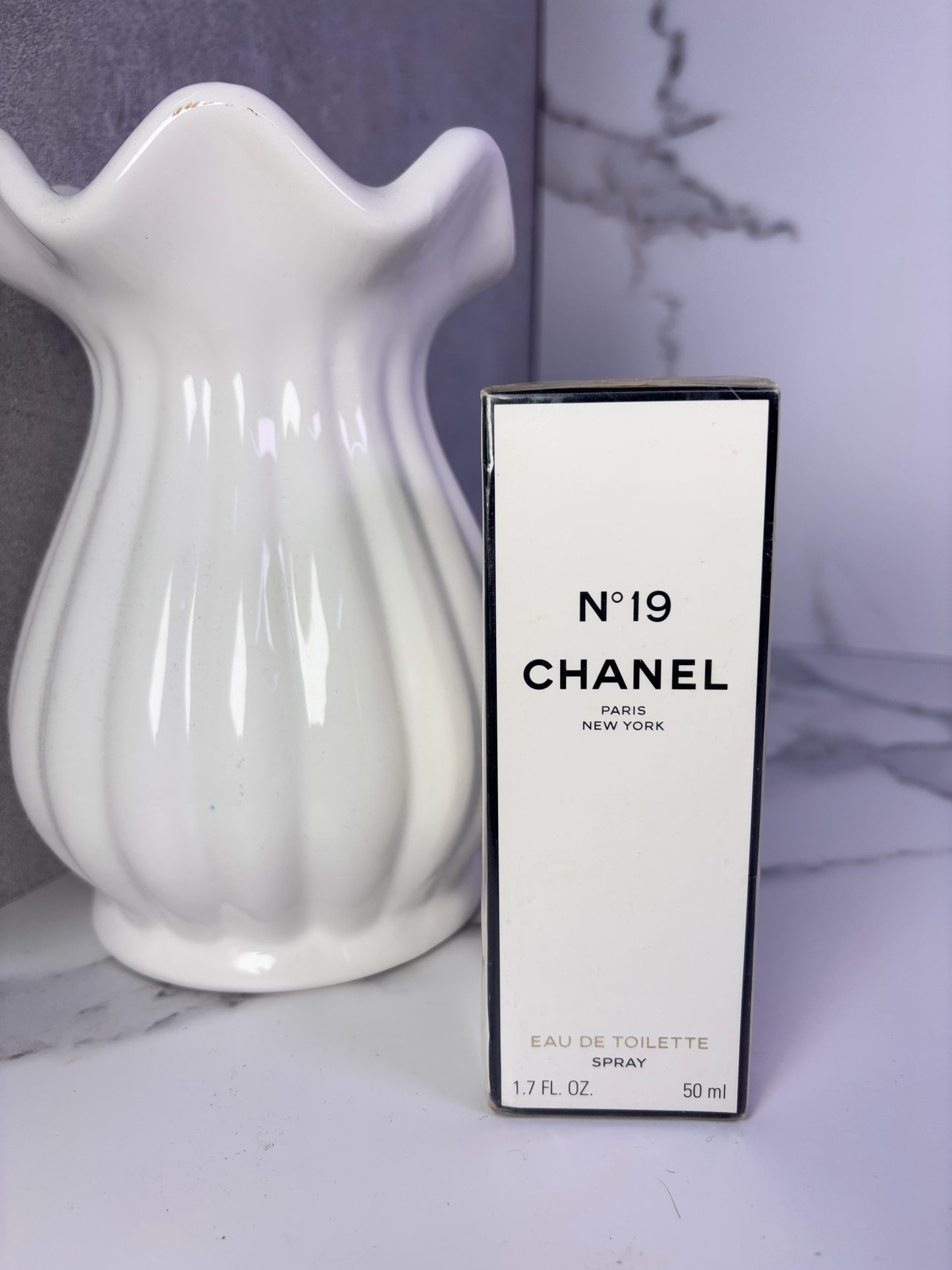 Auth Sealed Chanel No. 19 50ml 1.7 oz Eau de toilette EDT - 220325