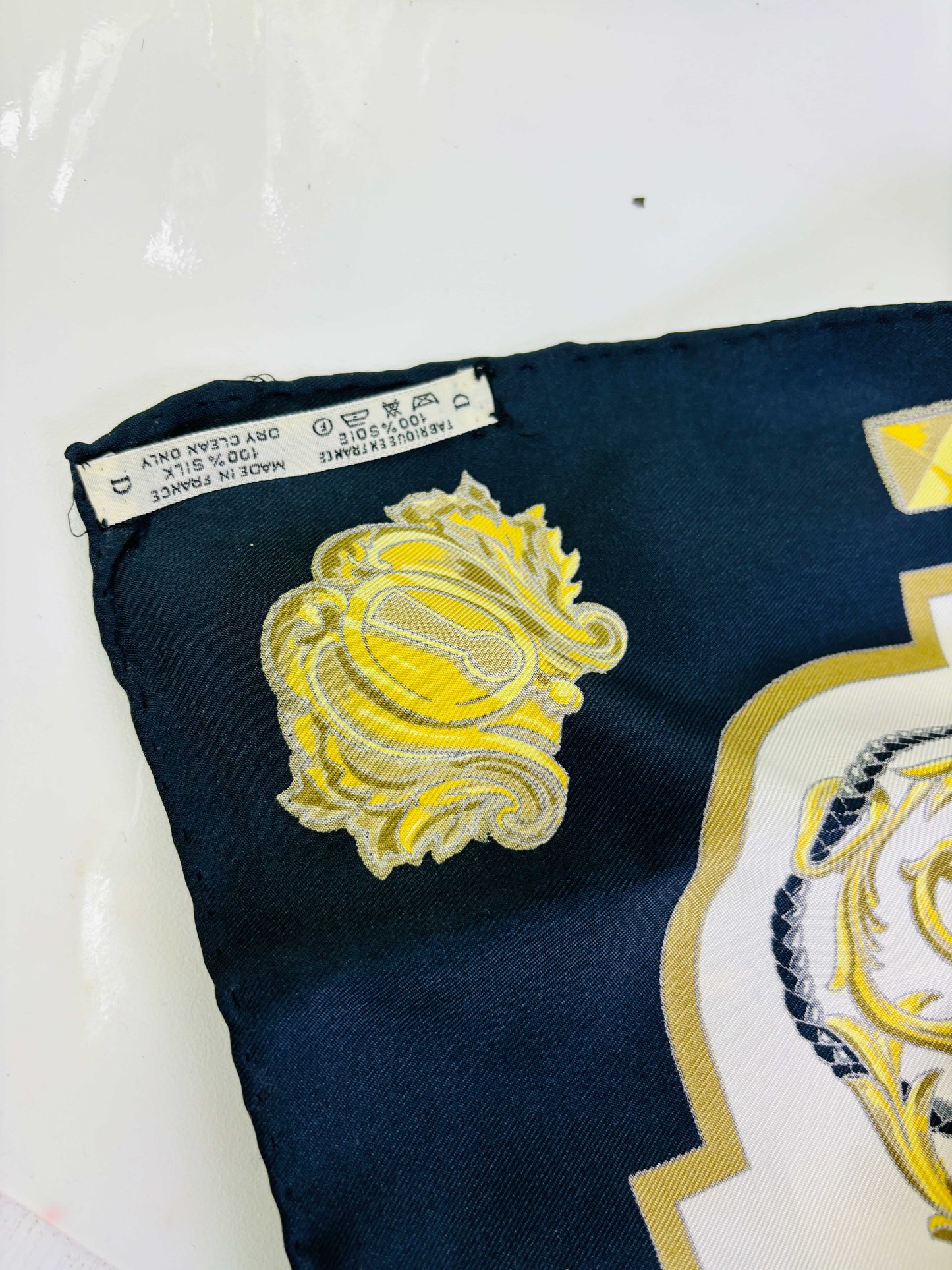 Auth Hermes Scarf Silk Black 90 x 90cm - 070524