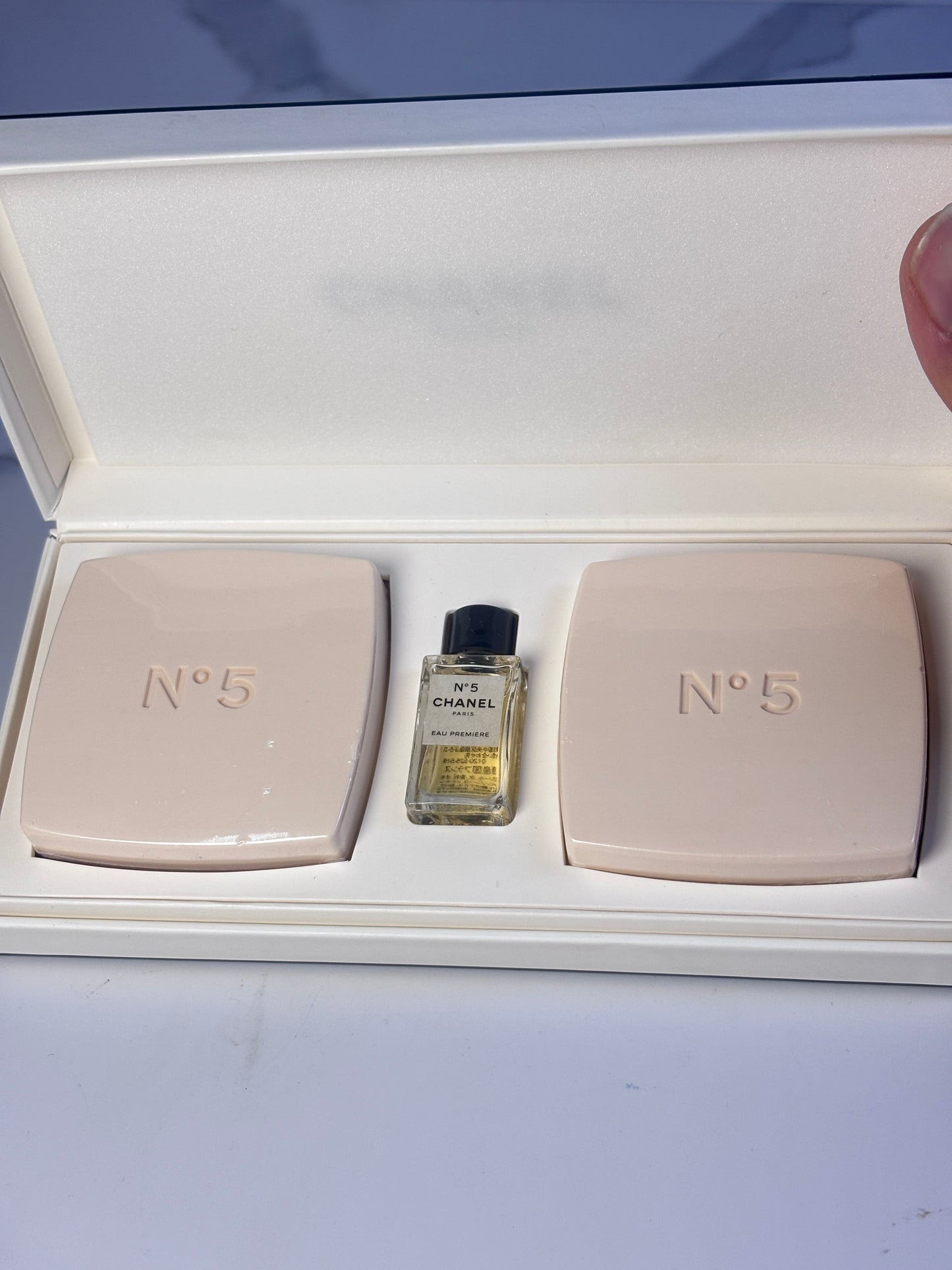 Auth Chanel Soap x 2 75 g 19ml Eau de Toilette EDT - 010425