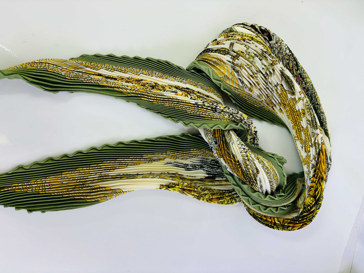 Auth Hermes wrap Scarf Silk light Green 90 x 90cm - 070524