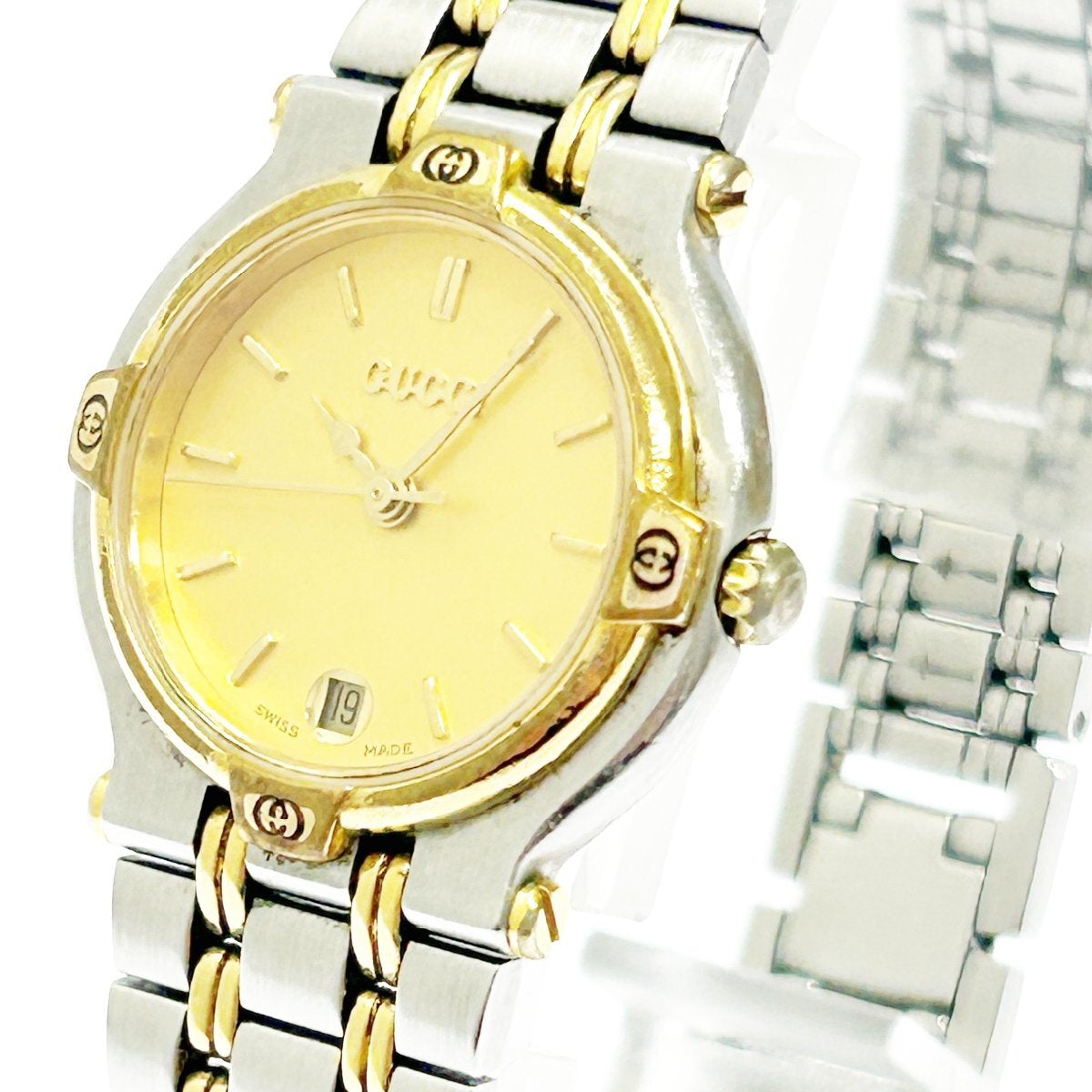 Rare Women Gucci gold tone watch - 060624