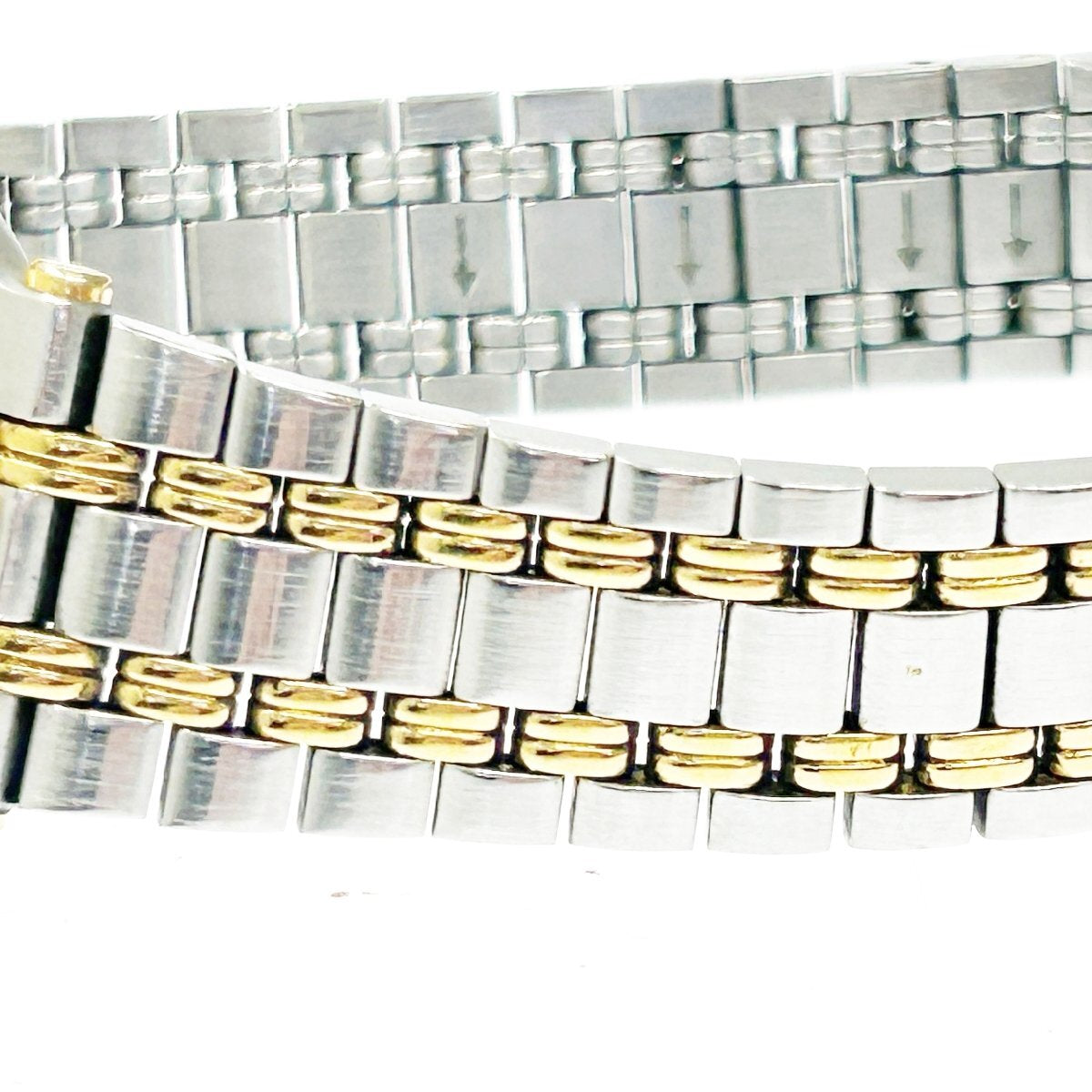 Rare Women Gucci gold tone watch - 060624