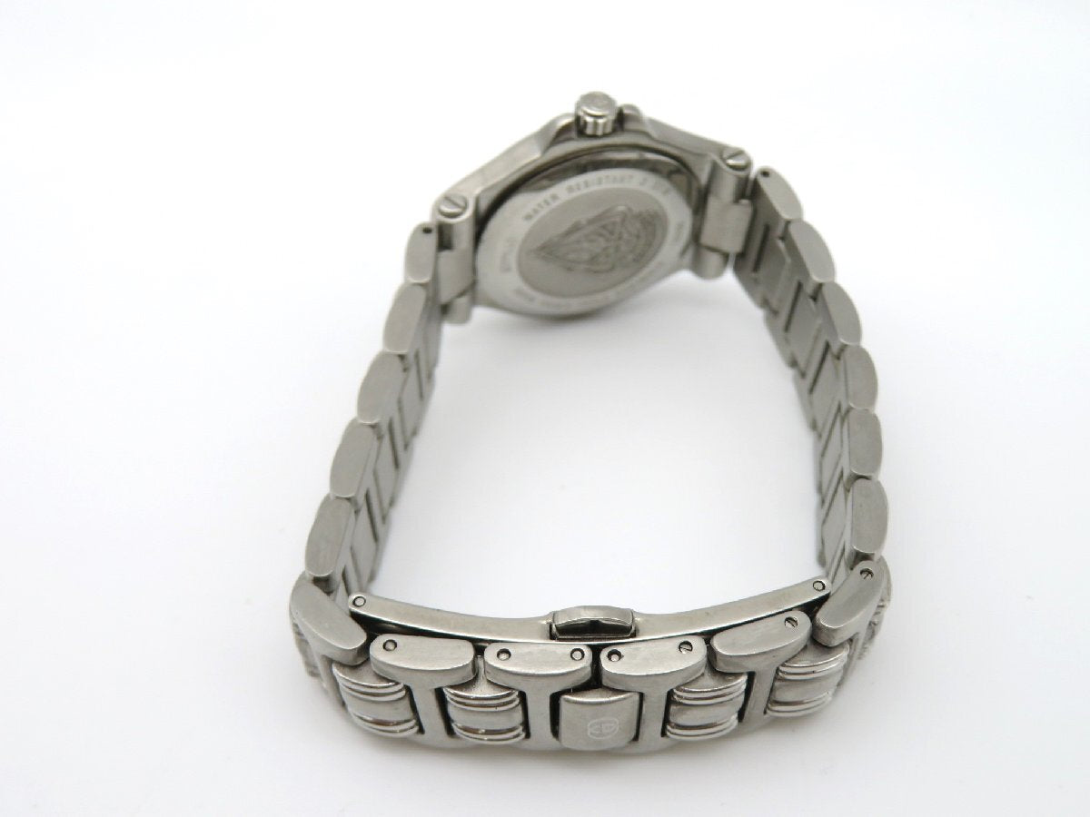 Rare Women Gucci silver tone watch - 060624