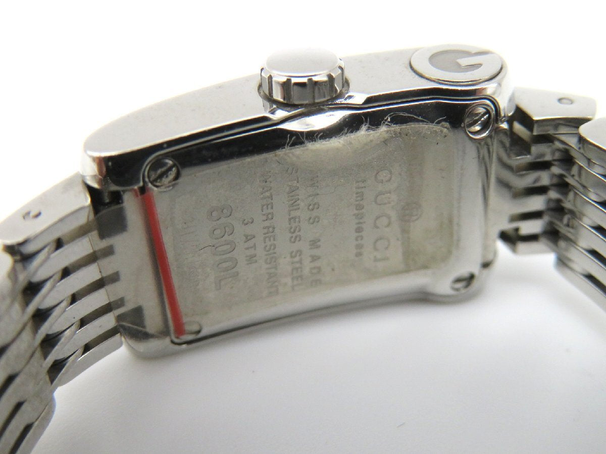 Rare Womenn Gucci silver tone watch - 060624