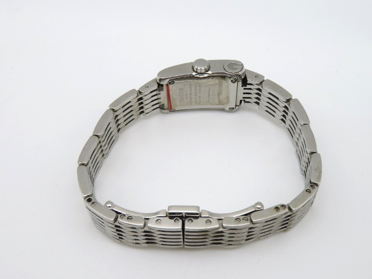 Rare Womenn Gucci silver tone watch - 060624