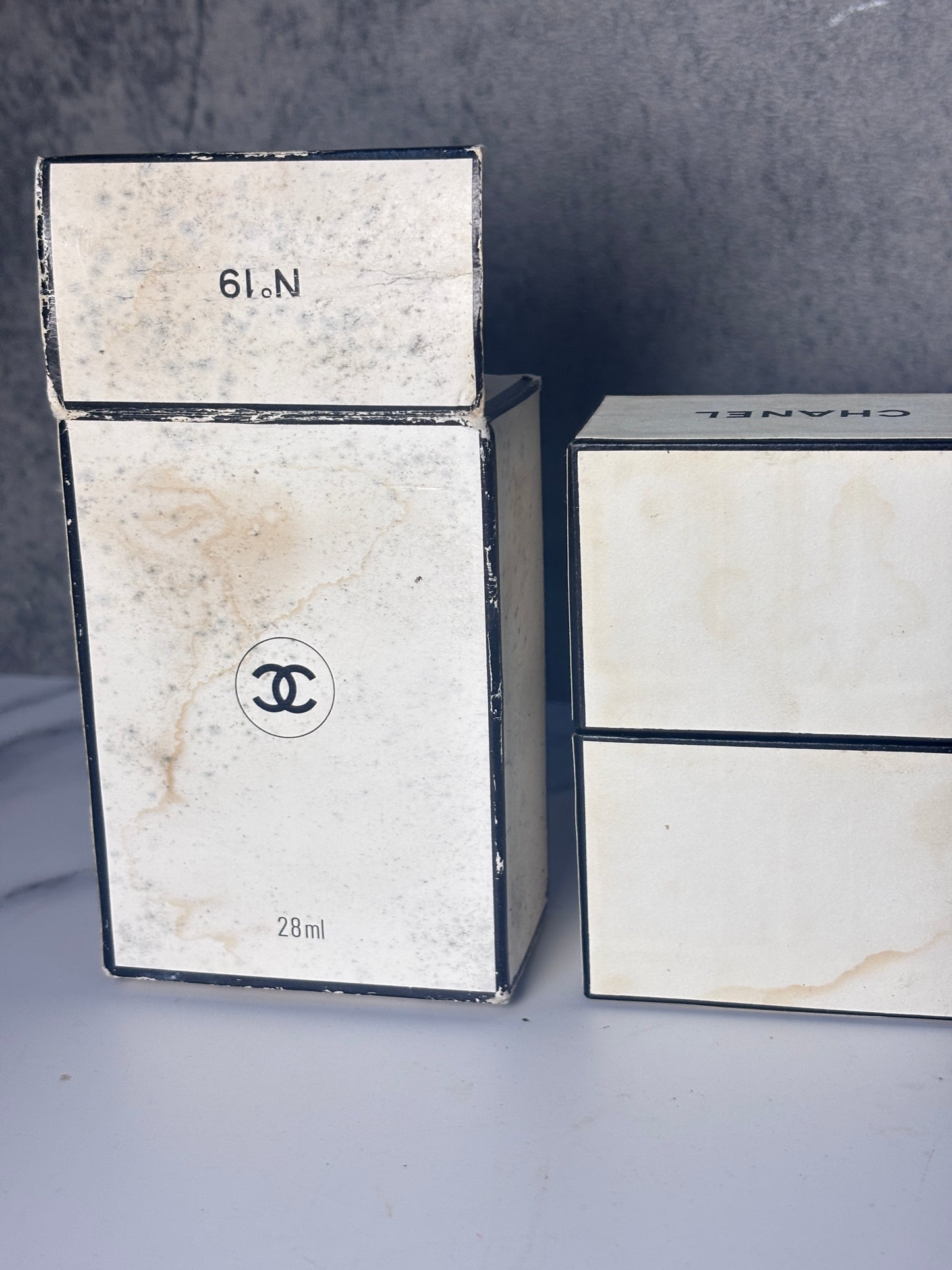 Chanel - Women Chanel No. 19 Parfum Parfum 28 ml - INSTOCK 110925