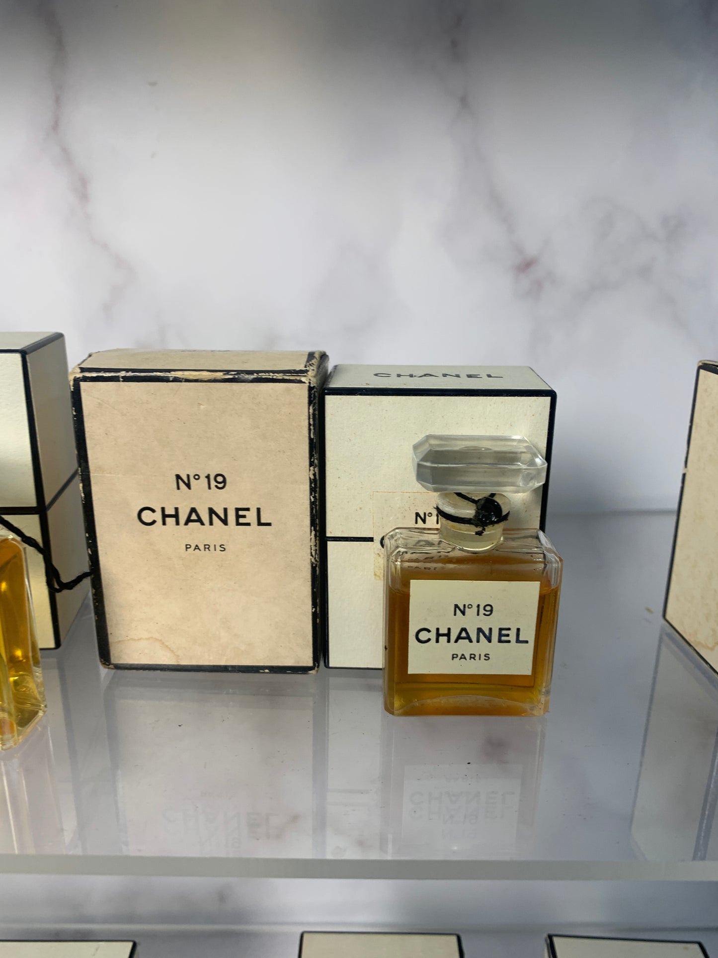 Rare Chanel No. 19 Parfum perfume 7.5ml 1/4 oz - 221122-A