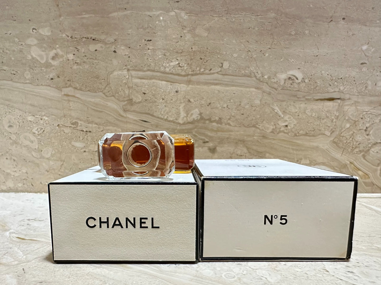 091025-93 Chanel No 5 28ml 1 oz Parfum Perfume