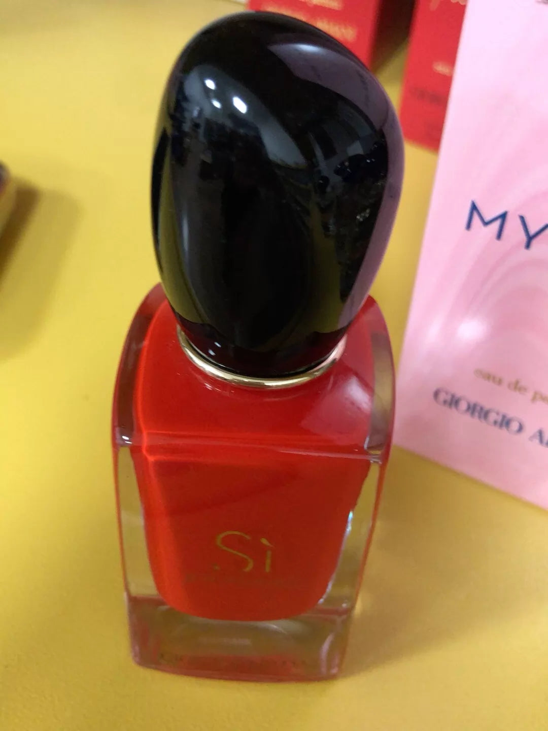 150726-10 Armani Red Love Parfum 30ml 1 oz