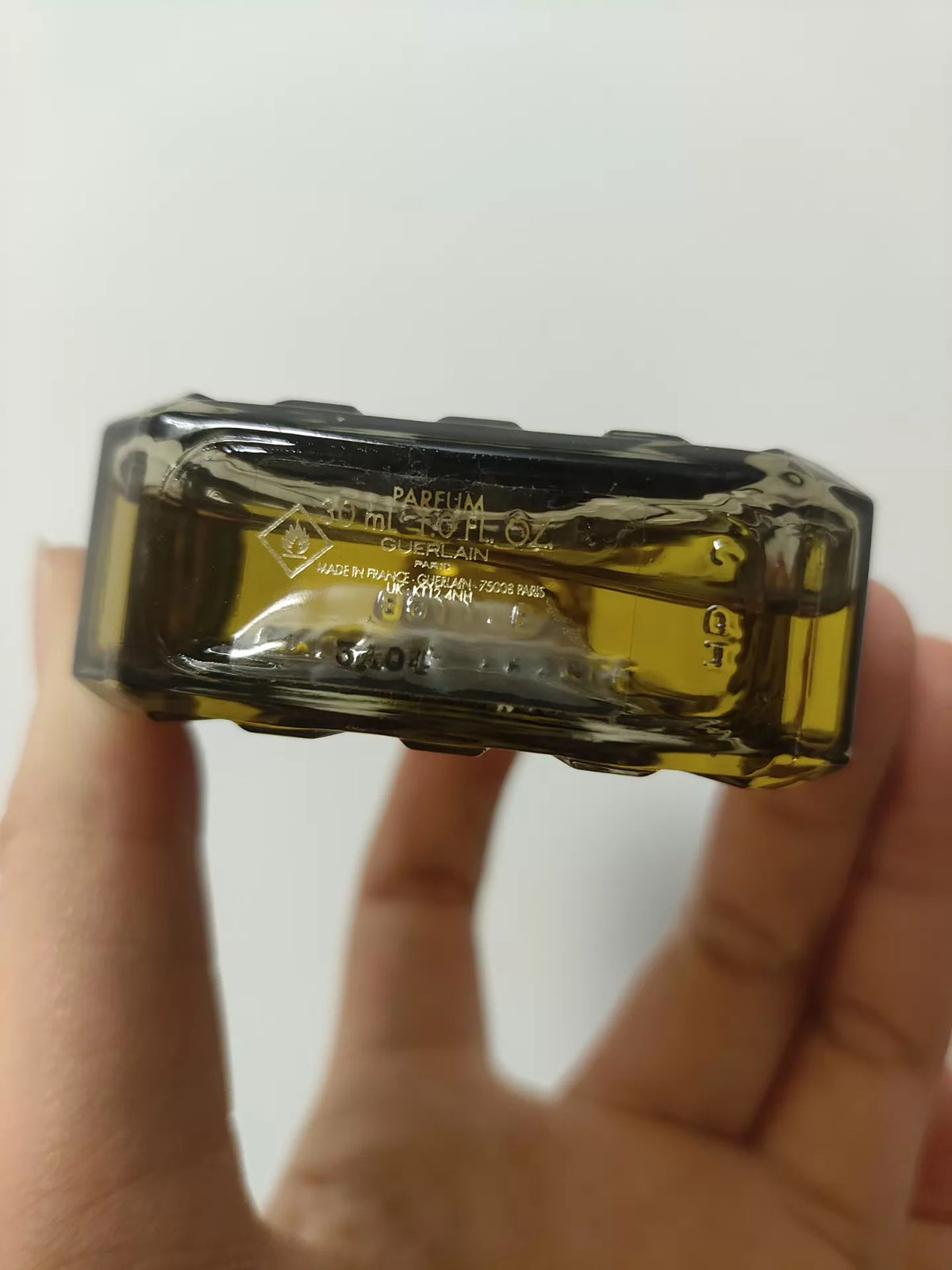 051026-29 Guerlain Midnight Flight Essence Wired Sealed Original Box
