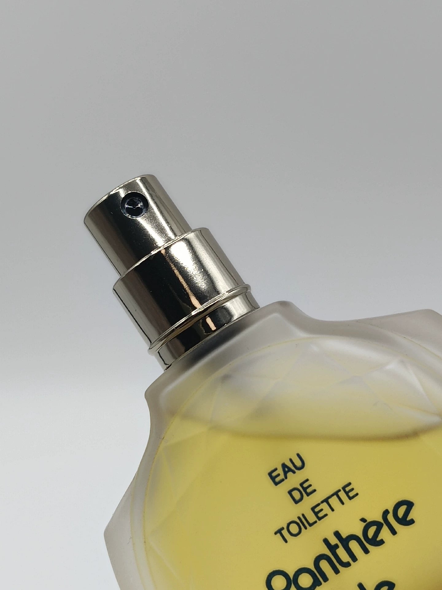 100625-6 Cartier Eau de Toilette EDT 75ml 2.5oz