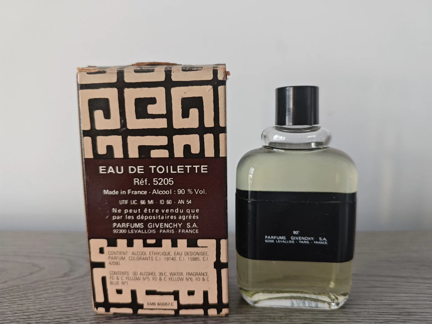 181025-46 Givenchy Eau de Toilette EDT 60ml 2.0oz