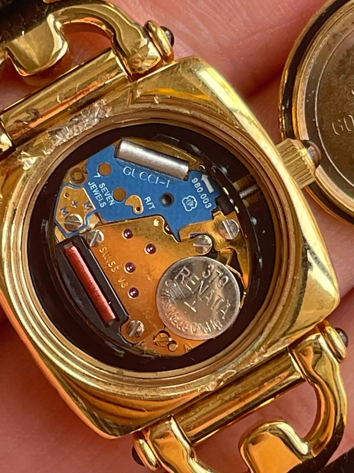 140525-48 Gucci gold tone watch