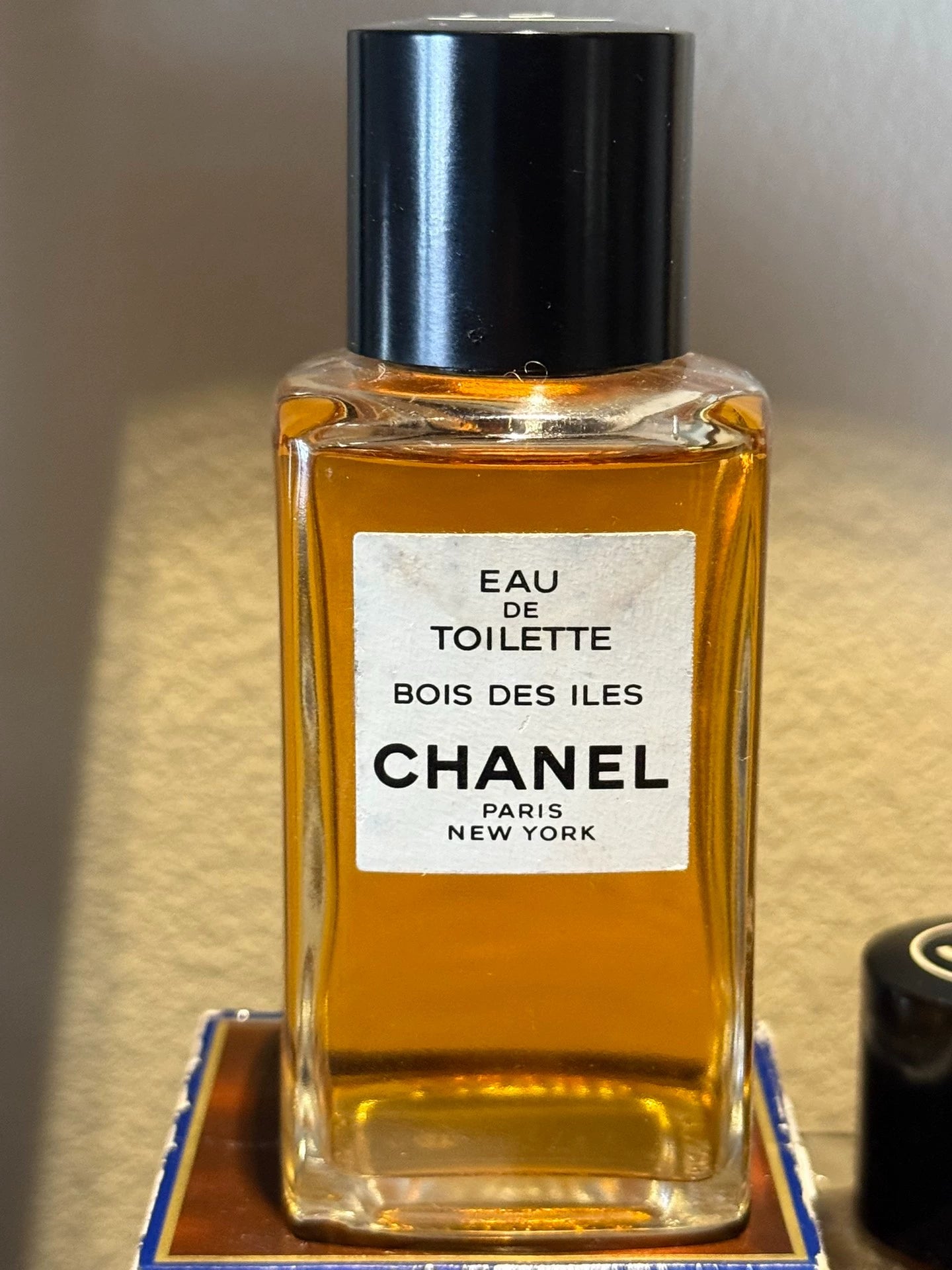 180325-84 CHANEL BOIS DES ILES edt 100Ml 3.4 oz
