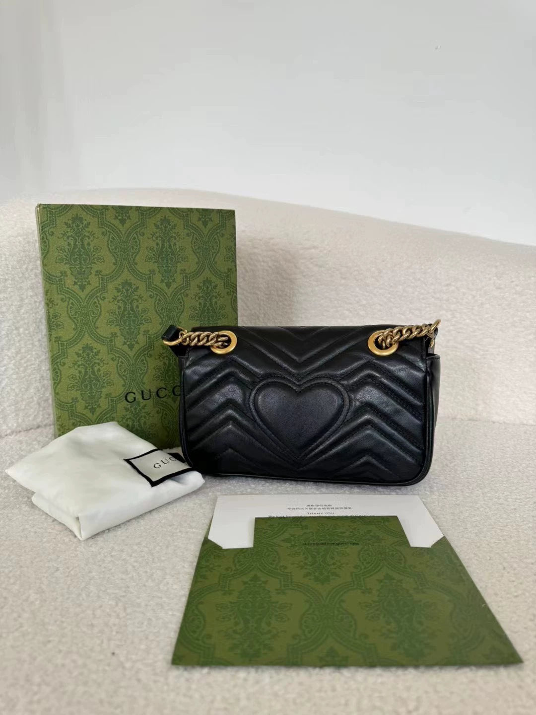150626-bag-86 Gucci marmon black gold handbag
