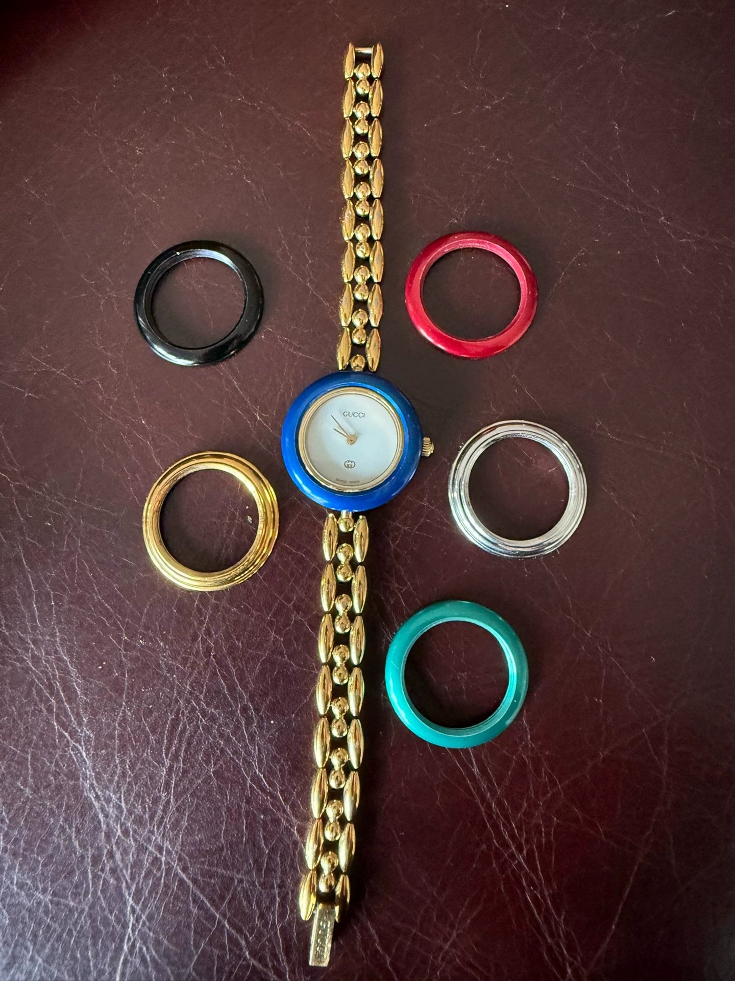 140525-9 Auth Gucci Change Bezel Colors Gold Dial Watch