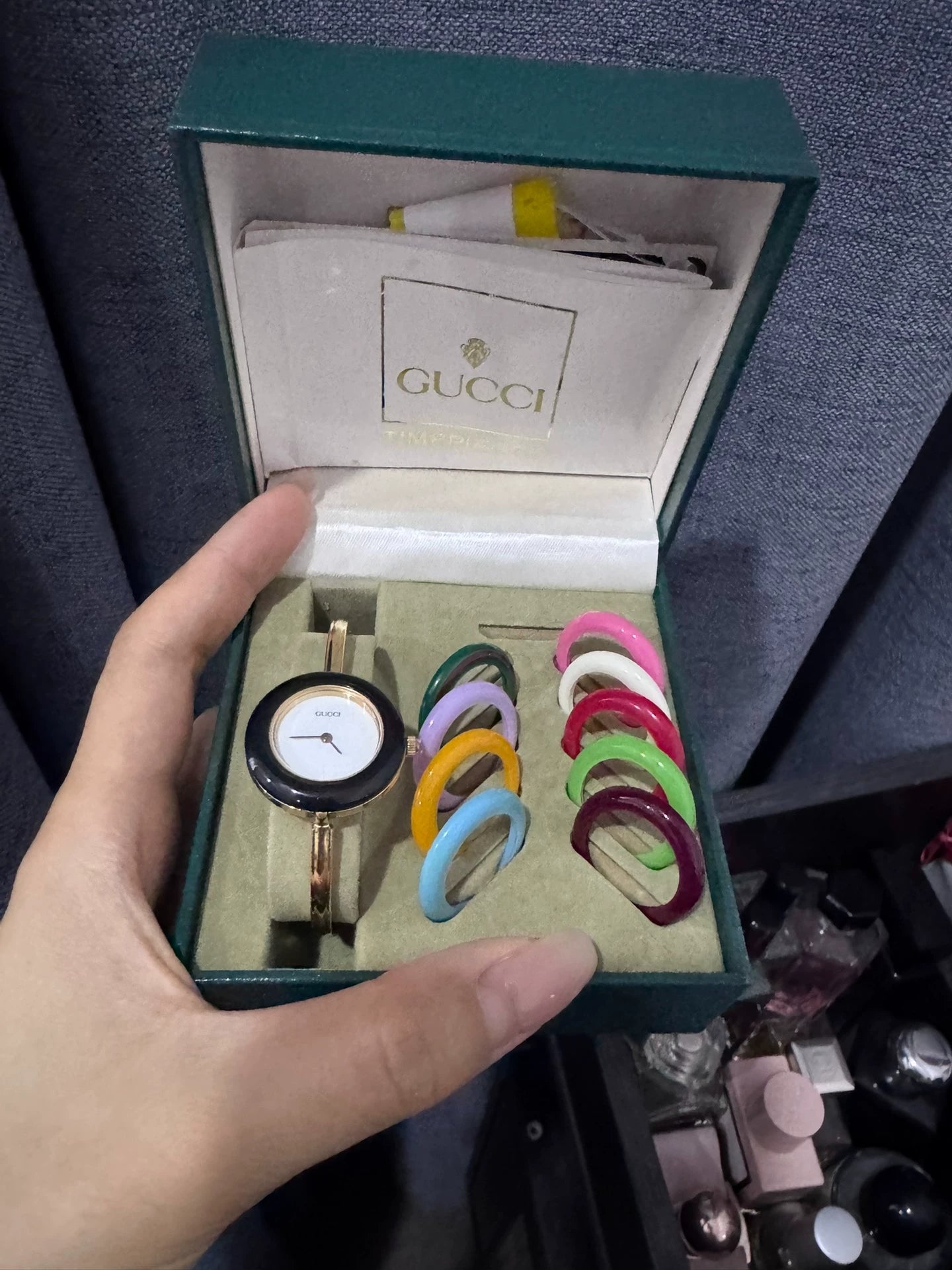 310725-89 Auth Gucci Change Bezel Colors Gold Dial Watch