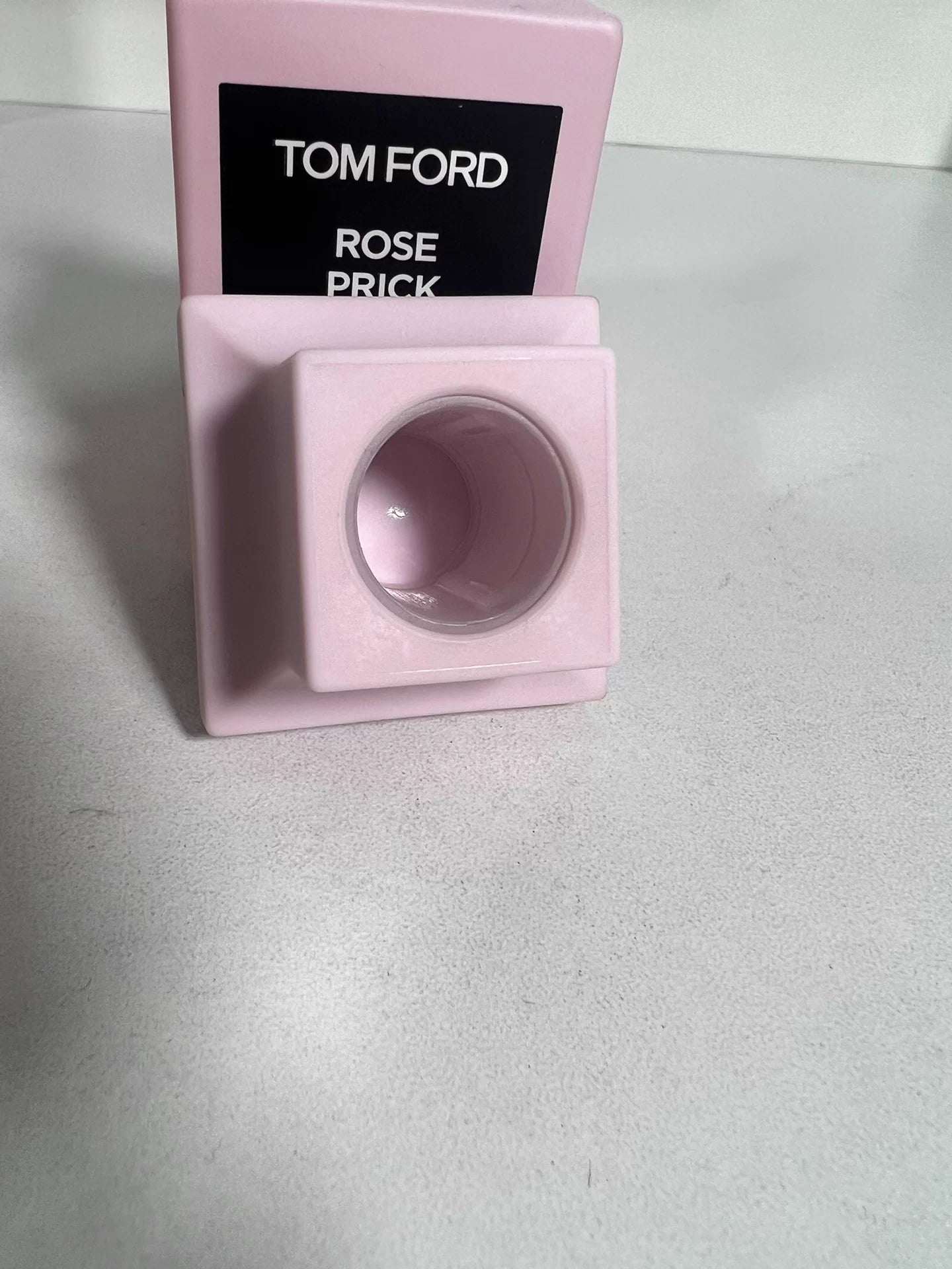 220226-16 Tom Ford TF thorn rose 50ml 1.7 oz
