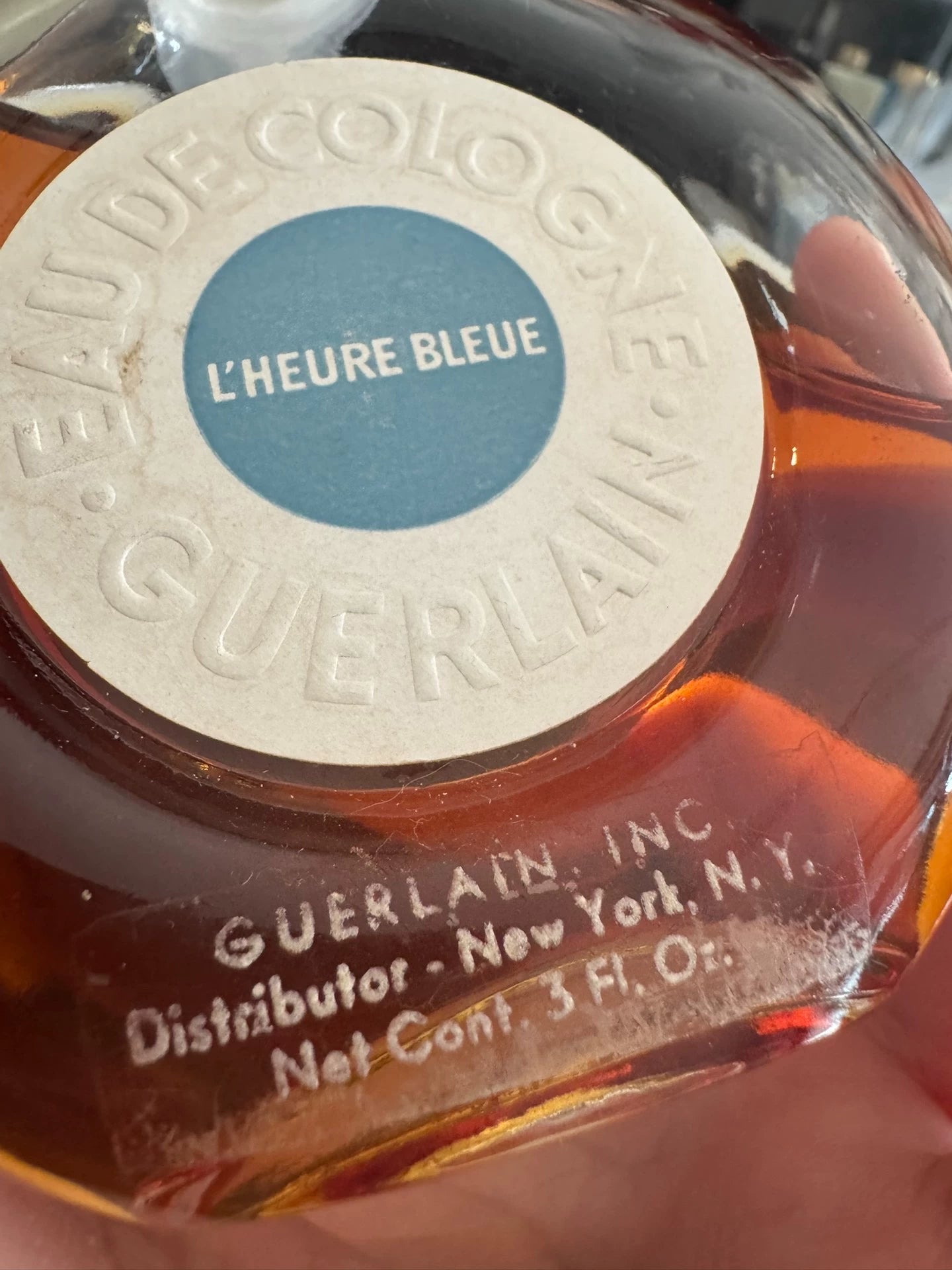 010325-55 60s glass top Guerlain L'Heure Bleue 3 oz 90ml