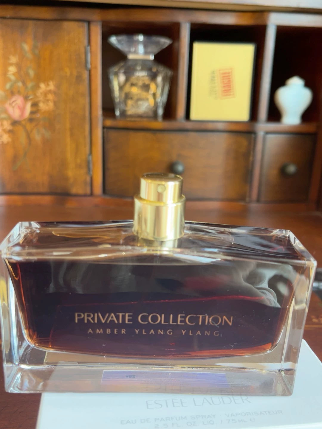 310725-33 Estee Lauder Eau de Parfum EDP 74ml 2.5oz