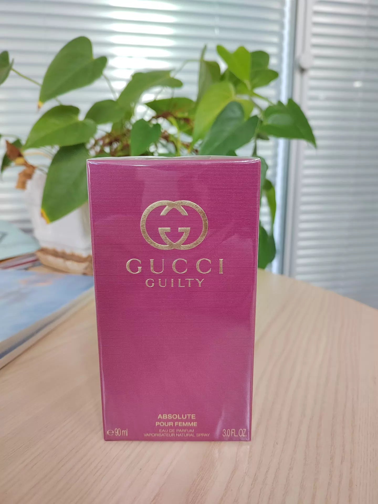010926-25 Gucci Guiltyabsolute Guilty Absolute 90ML 3 oz
