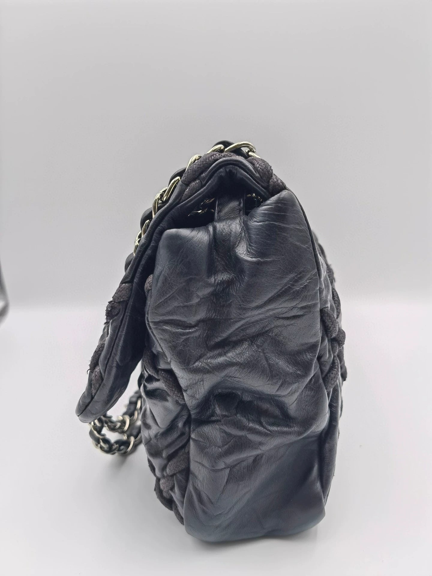 050125-1 CHANEL black silver handbag bag