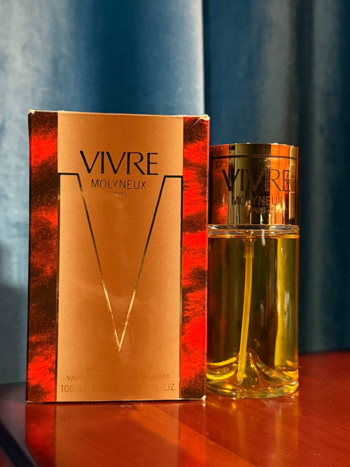 031026-21 Molyneux Vivre EDT