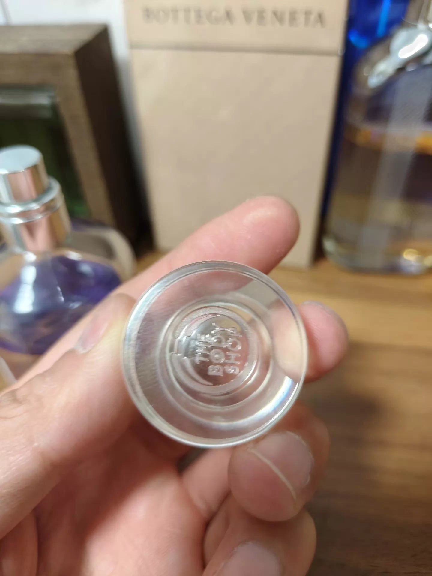040926-17 body shop white 60ml 2 oz