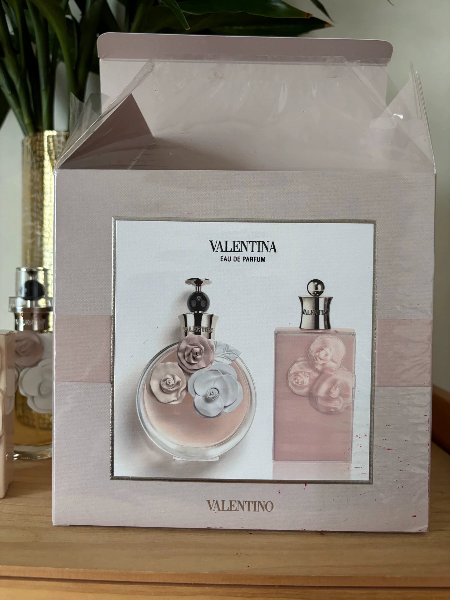 140126-57 Valentino Eau de Parfum EDP 80ml 2.7oz