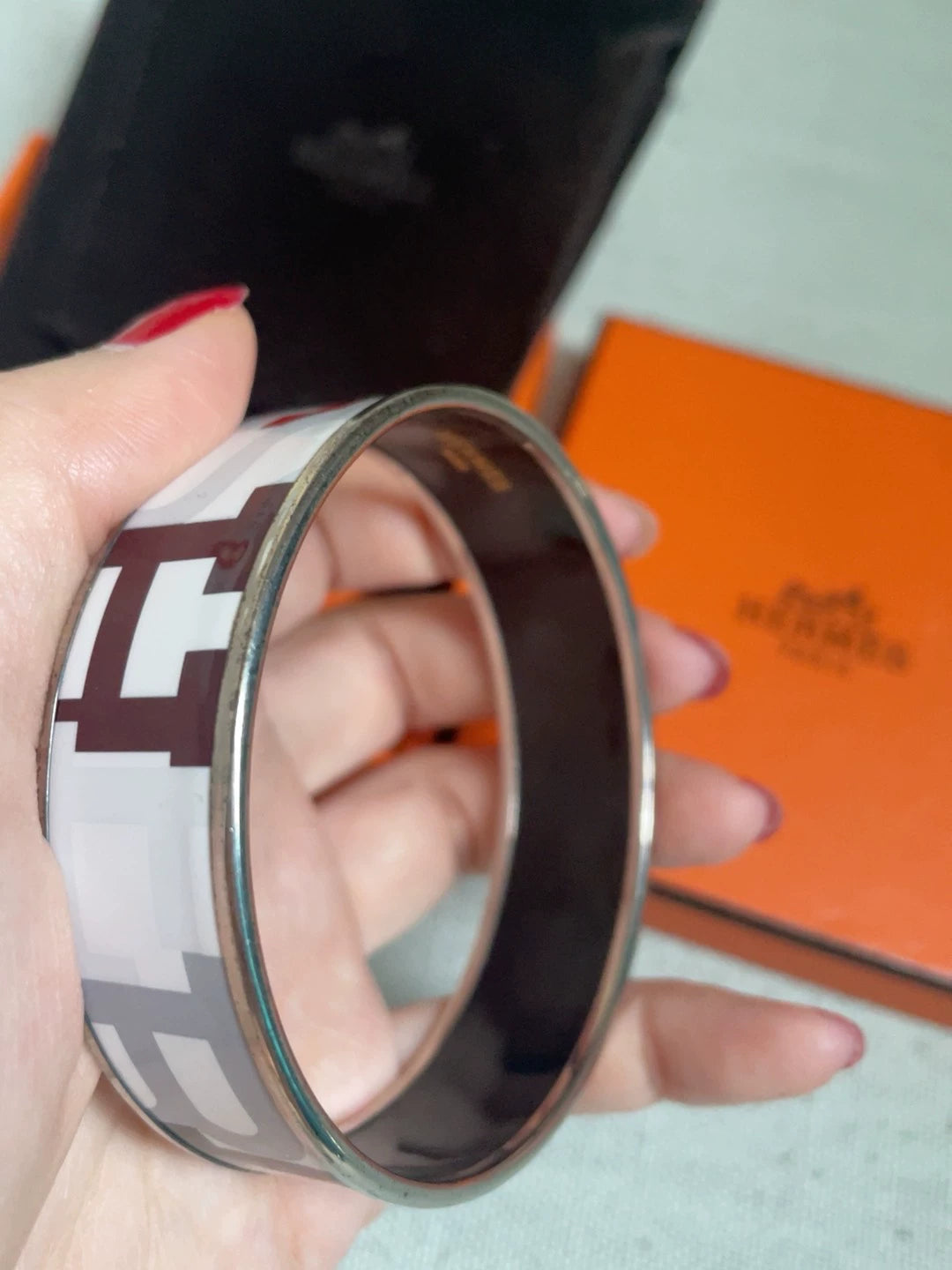 281024-27 Auth HERMES Bracelet Bangle Blanc Size GM