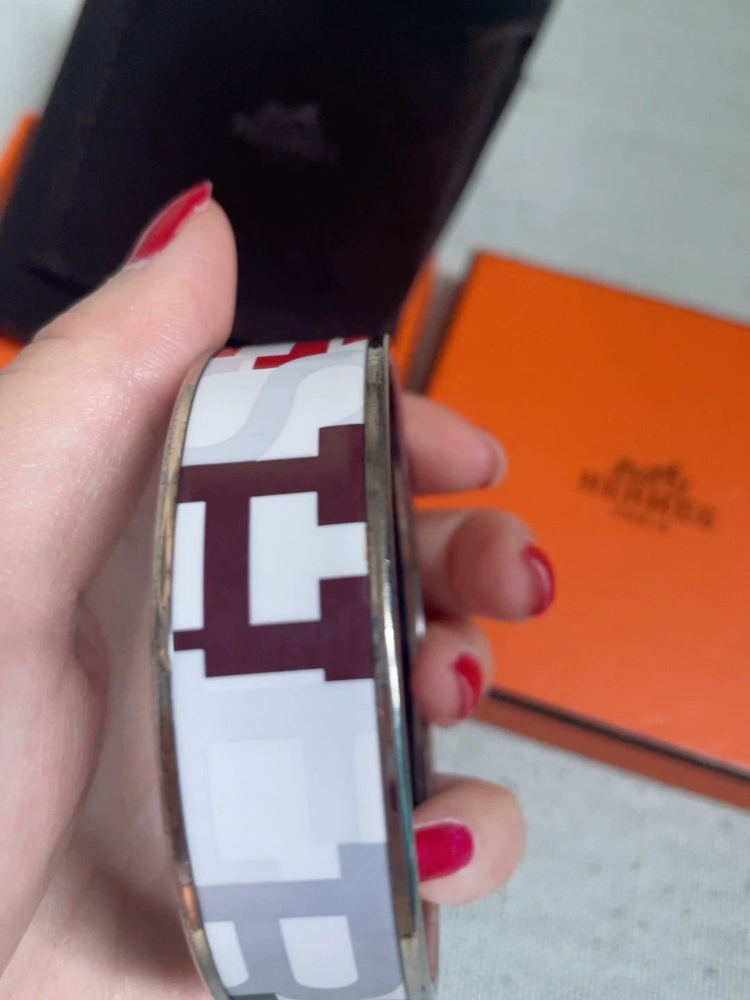 281024-27 Auth HERMES Bracelet Bangle Blanc Size GM