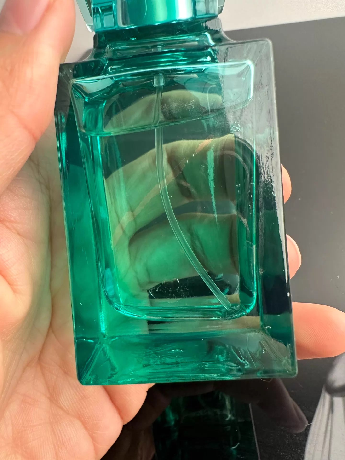250626-39 Tom Ford Top 50ml 1.7 oz