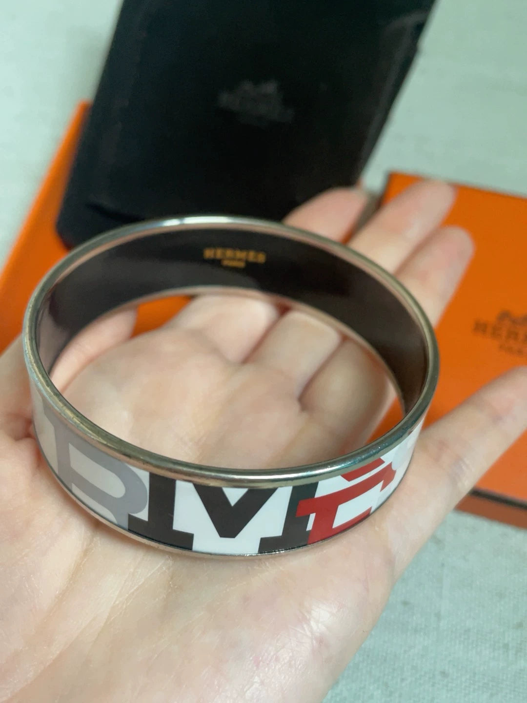 281024-27 Auth HERMES Bracelet Bangle Blanc Size GM