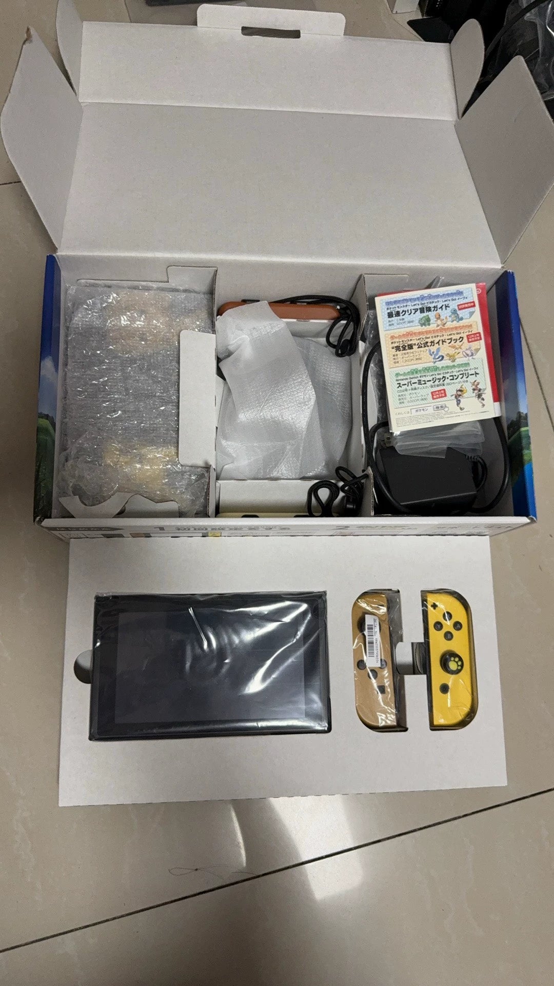0825-game-2 NS switch game console Pokemon limited host 95 new