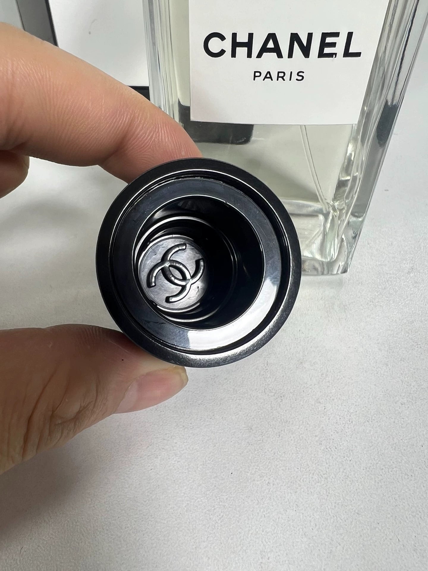 220226-21 Chanel No. 18 with box 200ml 6.8 oz