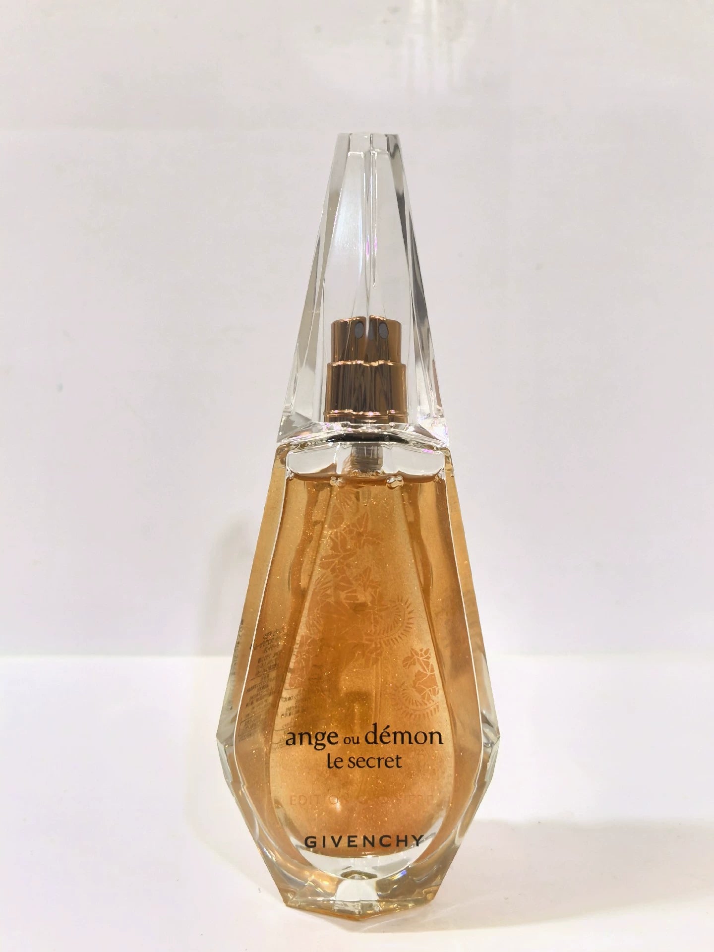 010625-49 Givenchy Eau de Toilette EDT 50ml 1.7oz