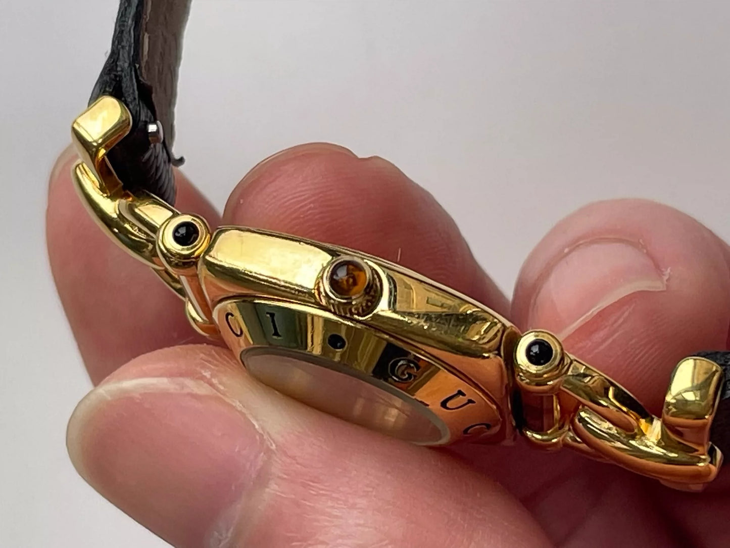 140525-48 Gucci gold tone watch