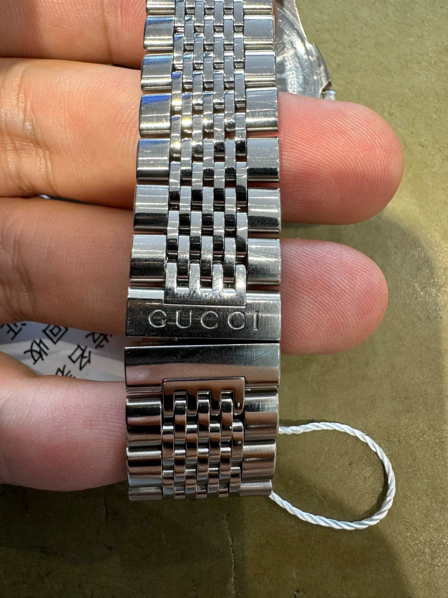 291024-77 Gucci watch 126.3, quartz watch, unisex
