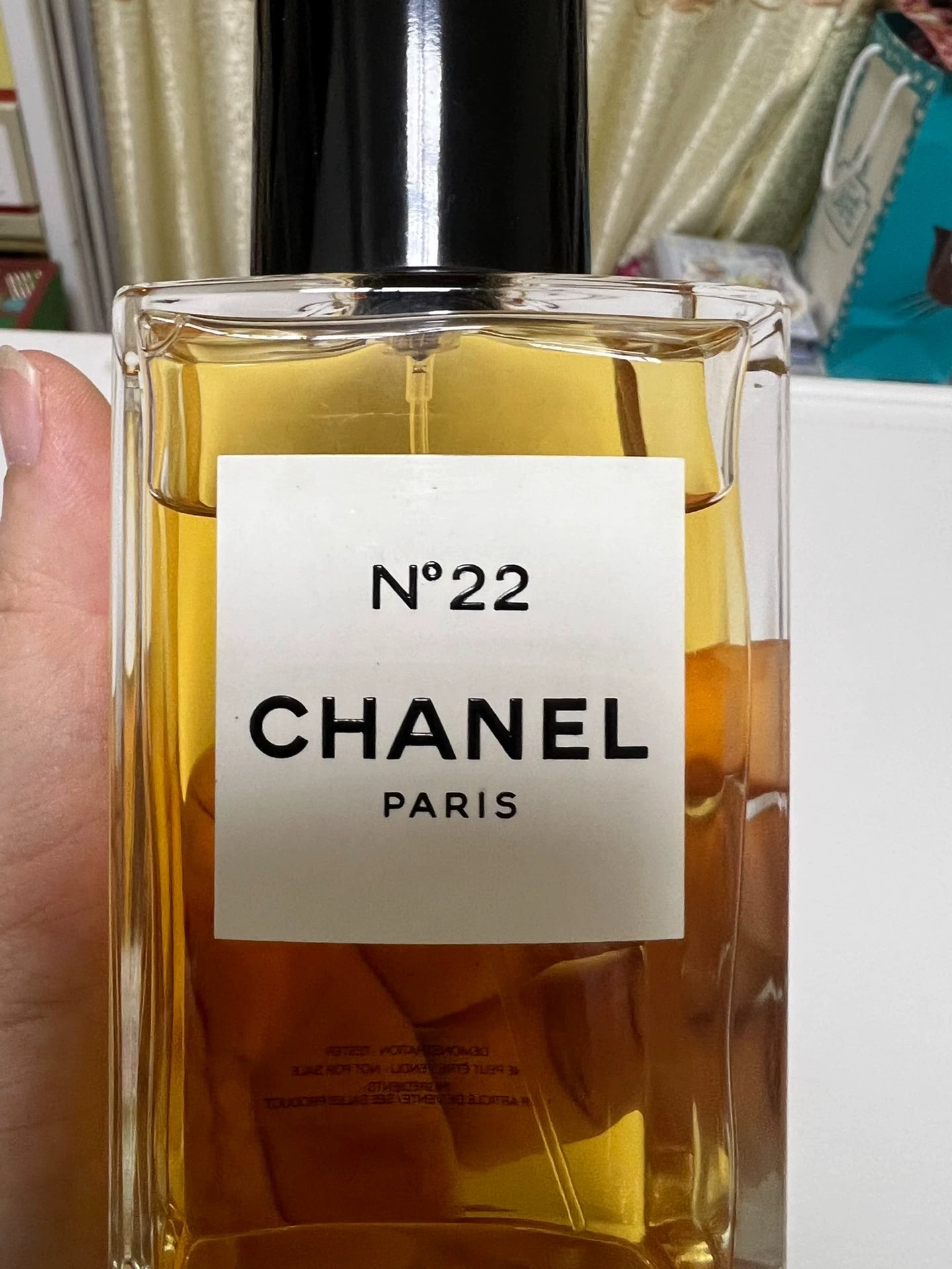 180325-6 Chanel No. 22 200ml 6.8 oz Eau de Parfum EDP