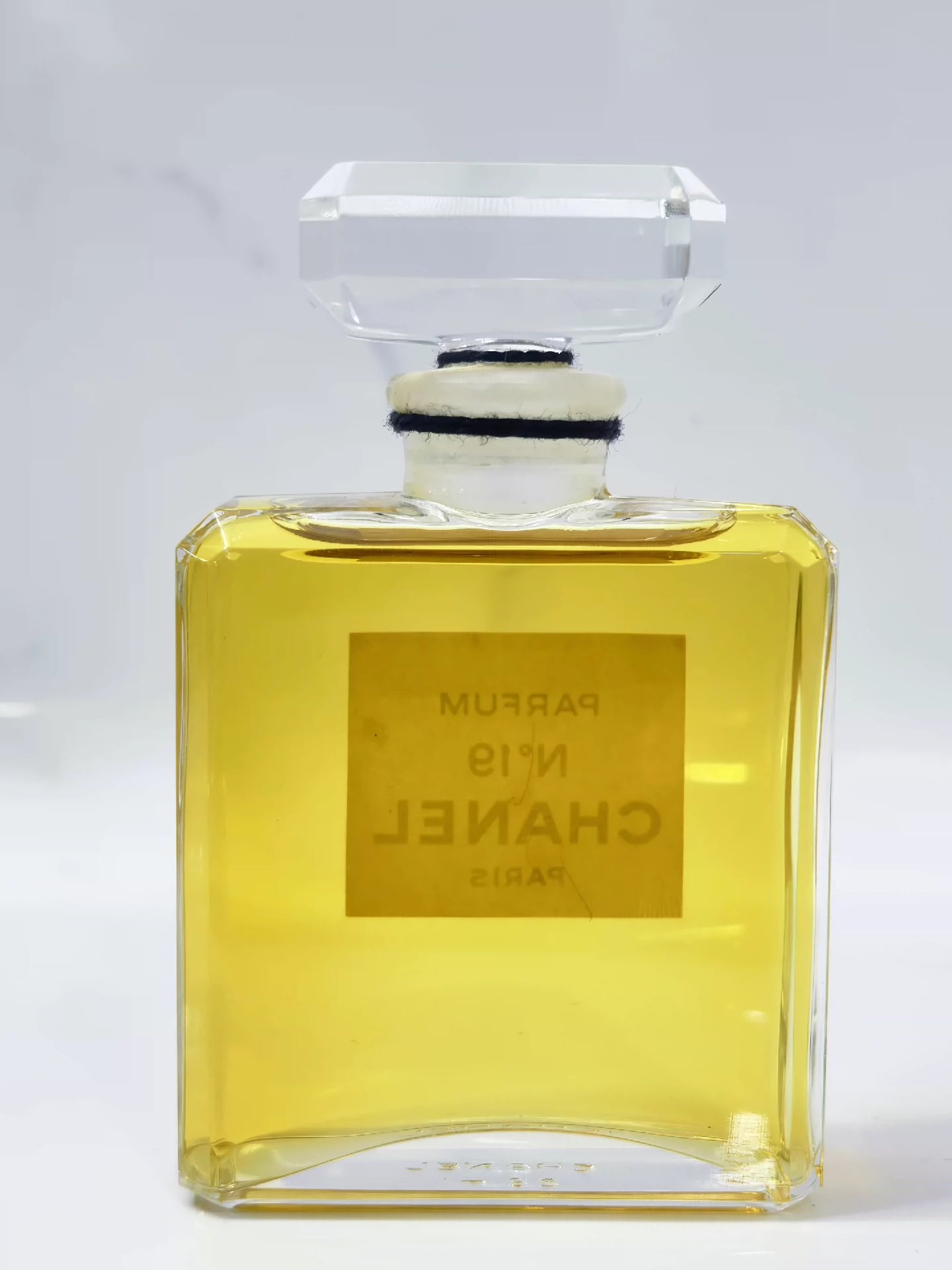 060325-24 Chanel No. 19 28ml 1 oz Parfum Perfume