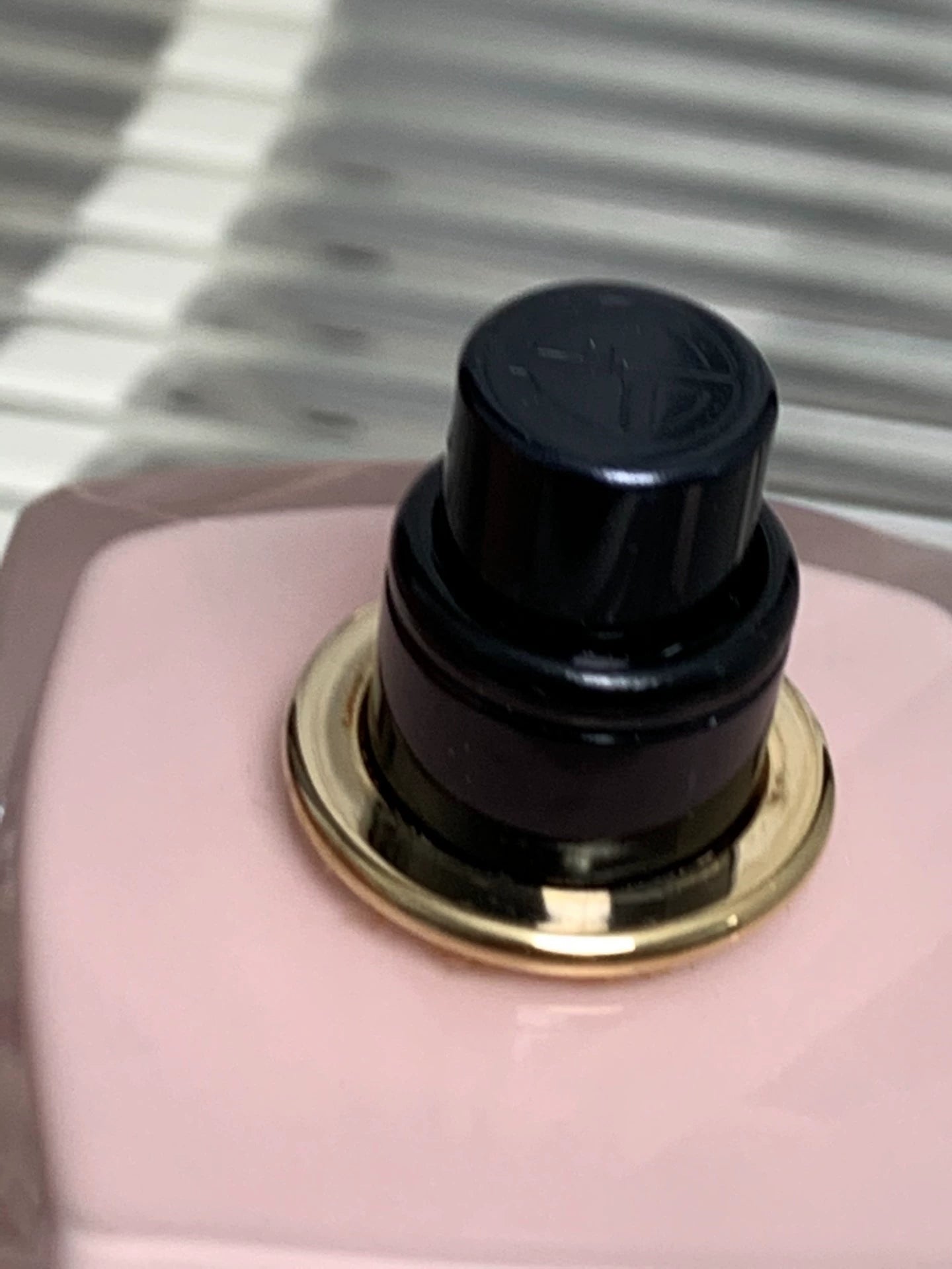 280726-8 Armani Boxless Pink Love 100ml 3.4 oz