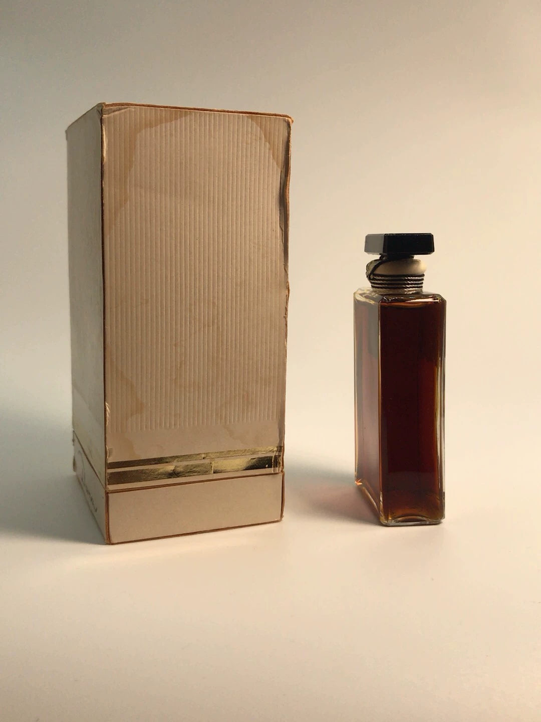 081224-16 Tabu Danna's taboo 30ml Parfum