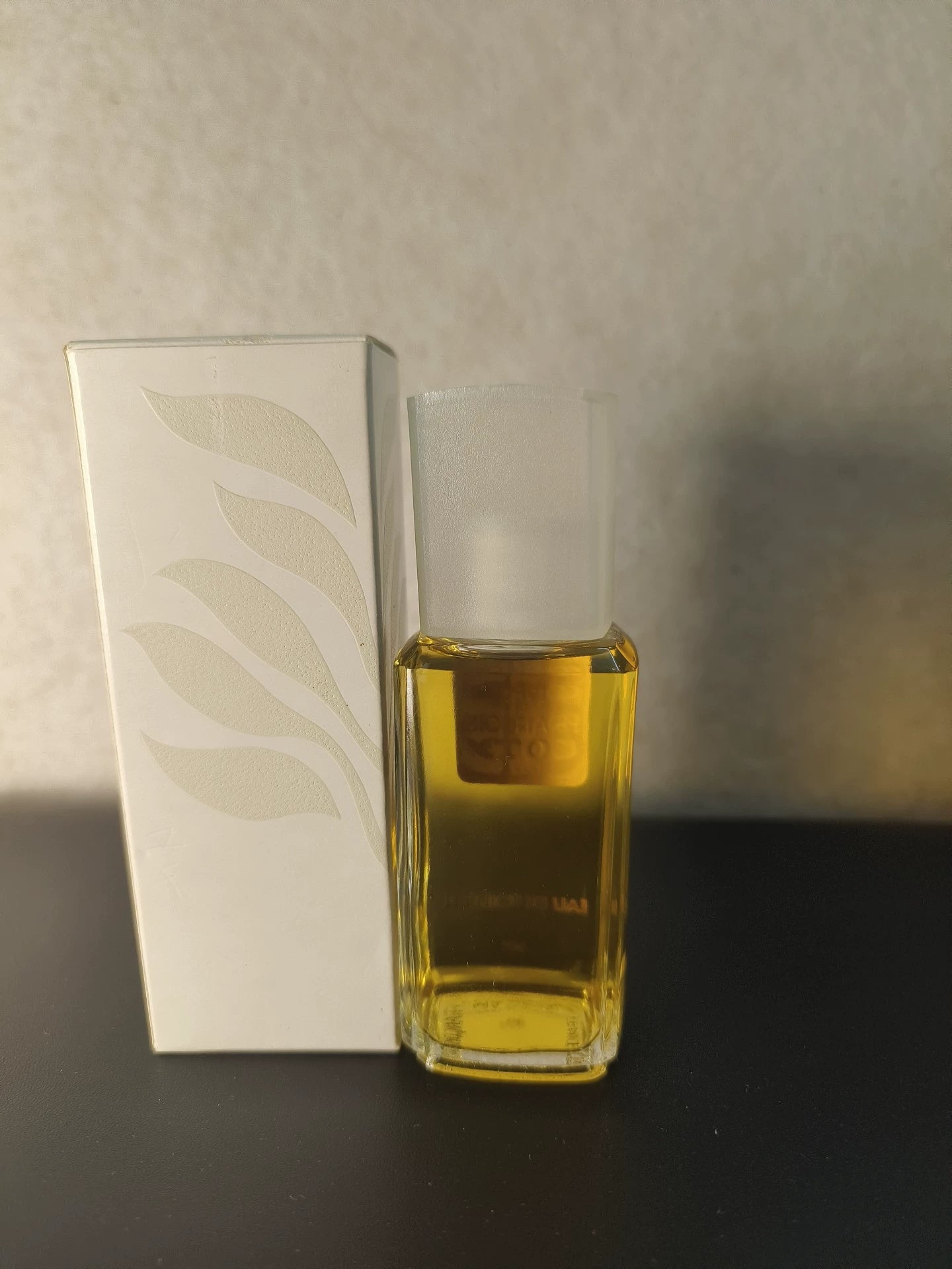 091025-97 Coty Eau de Toilette EDT 59ml 2.0 oz