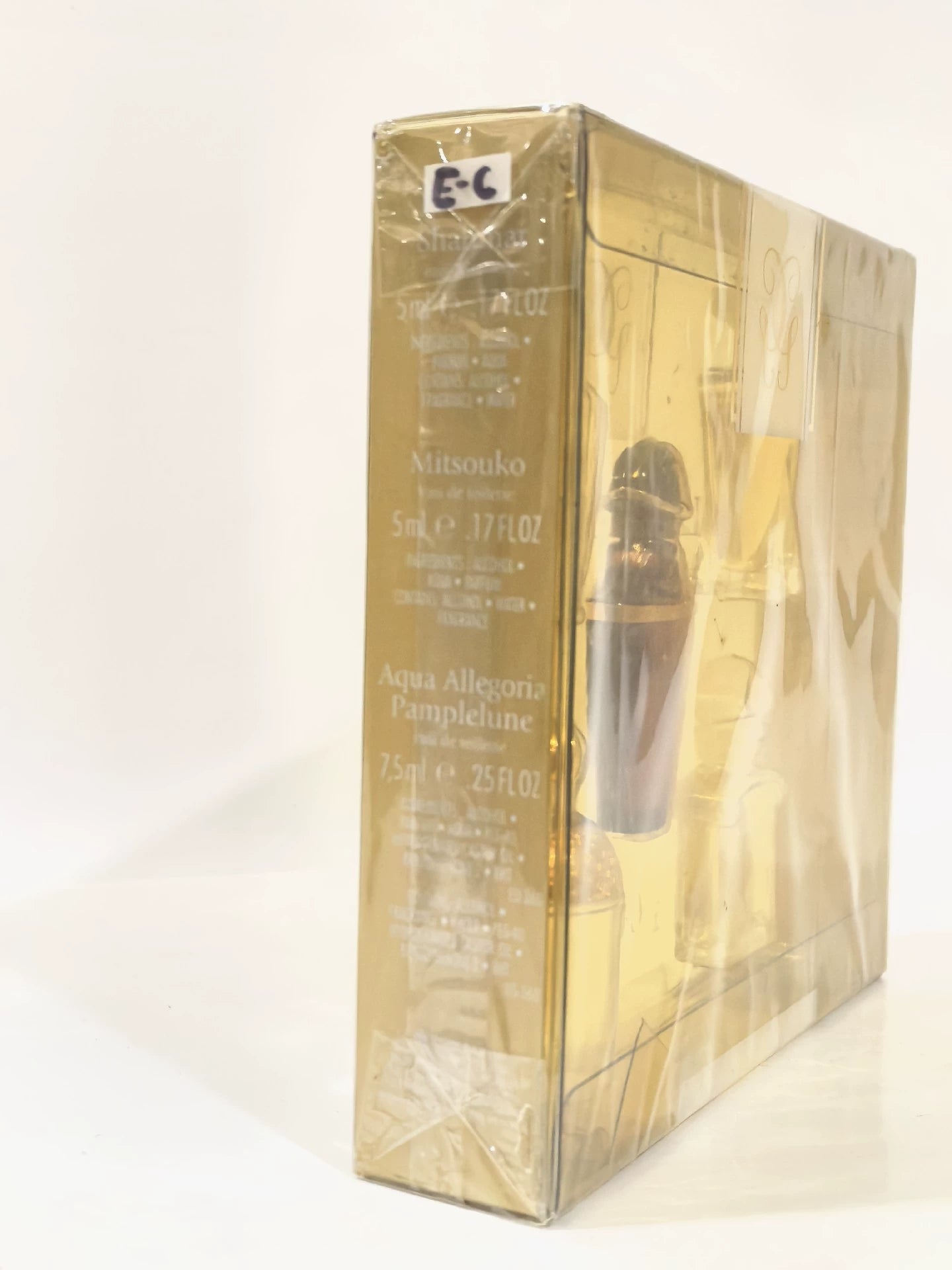 070325-98 Guerlain Q fragrance box 23.5ml set seal
