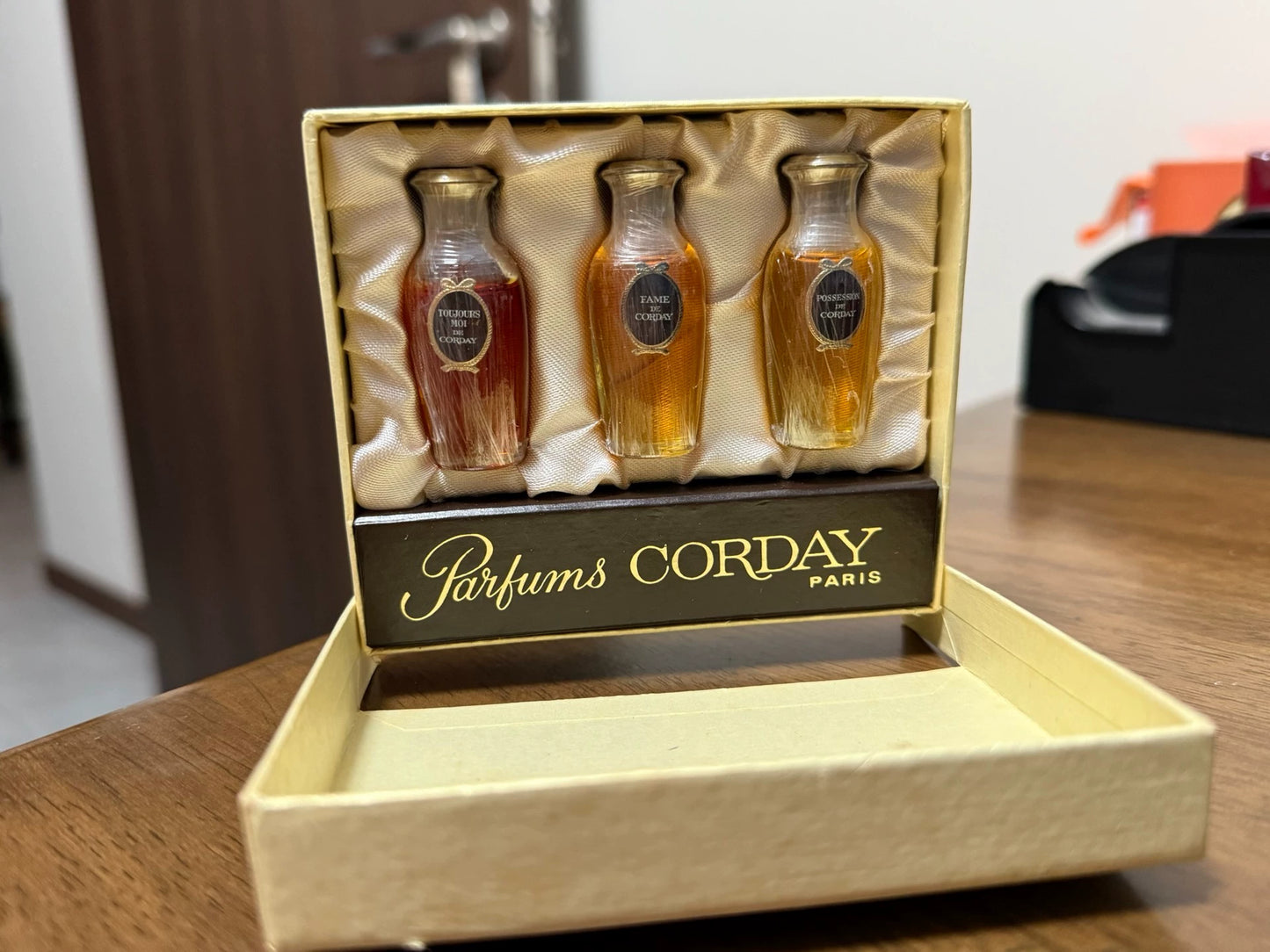 030326-11 Corday Perfume 4ml x 3 0.1oz